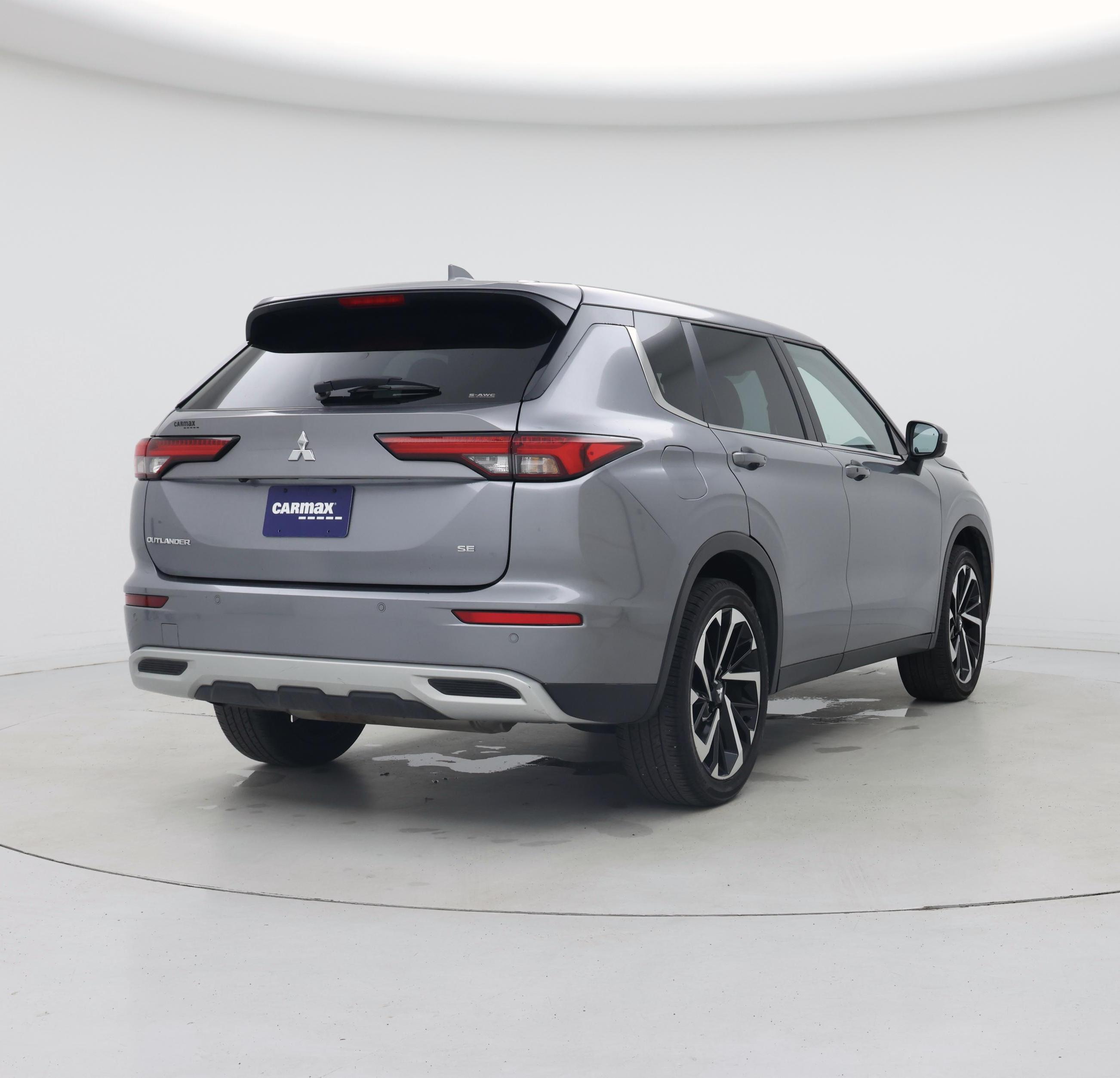 Thumbnail: 2022 Mitsubishi Outlander - 8