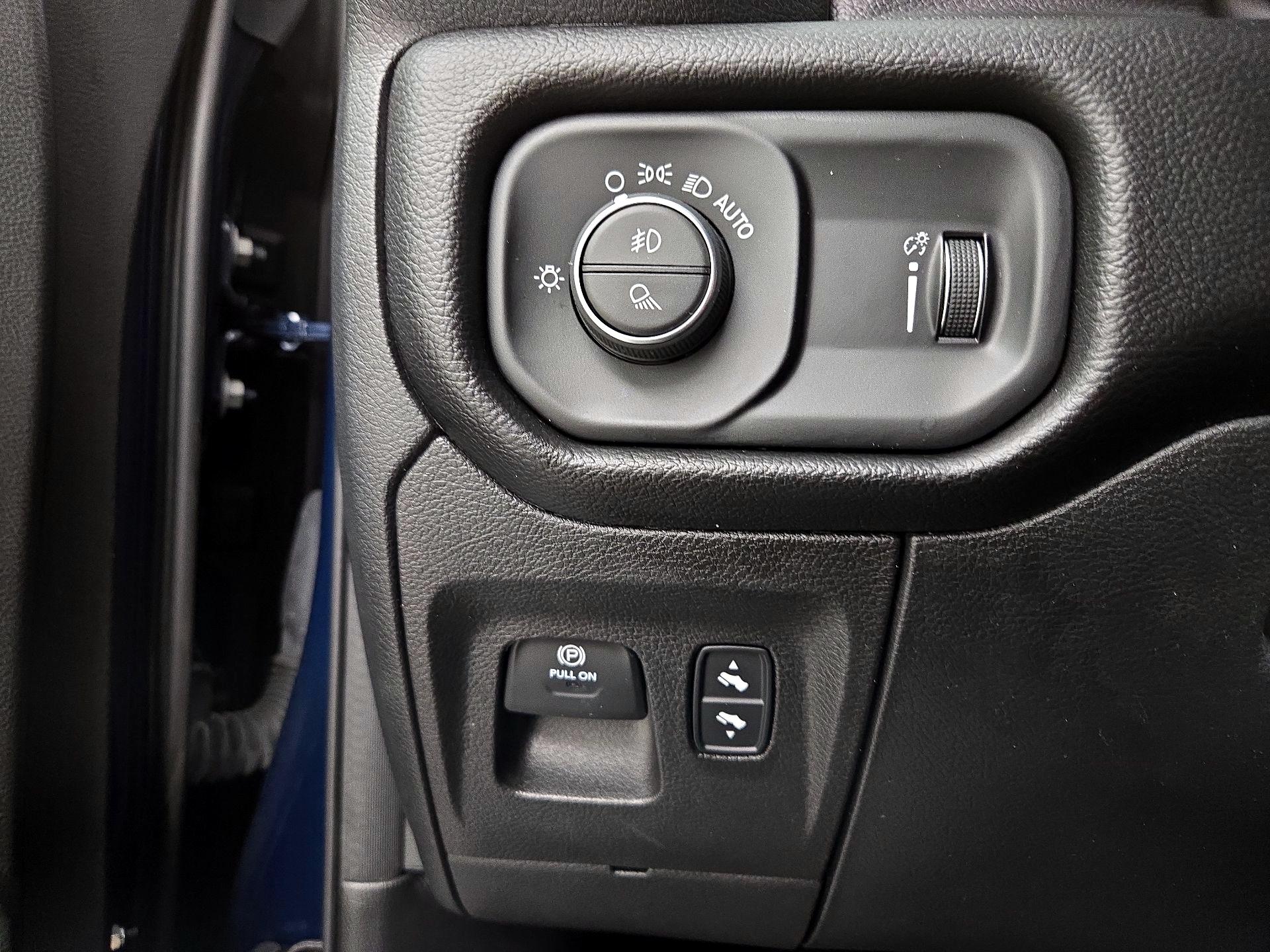 Thumbnail: 2022 RAM 1500 - 13