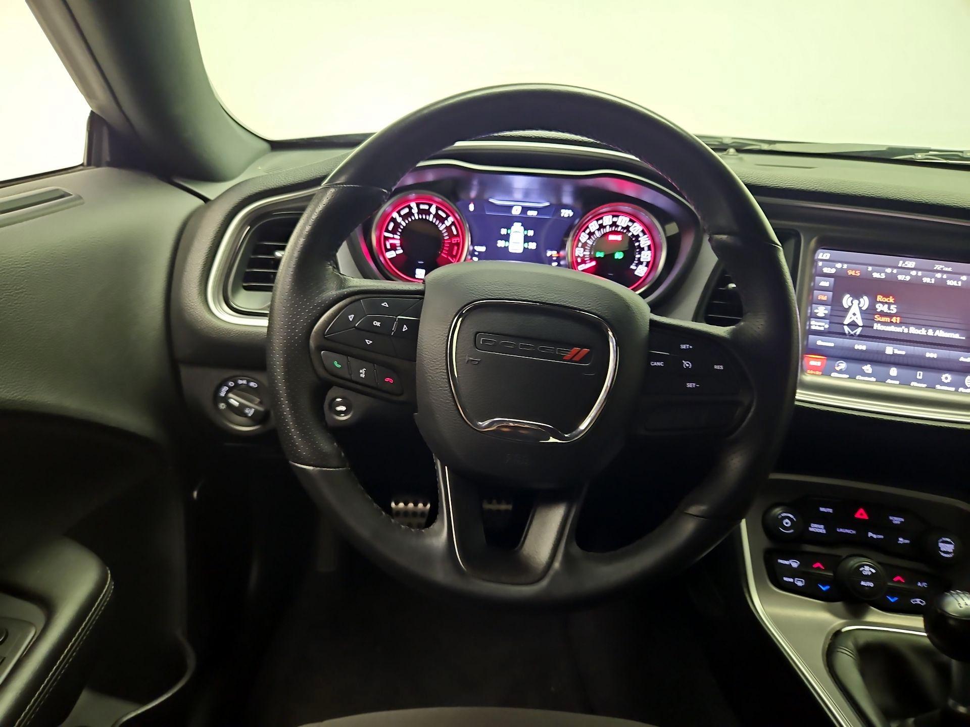 Thumbnail: 2022 Dodge Challenger - 10