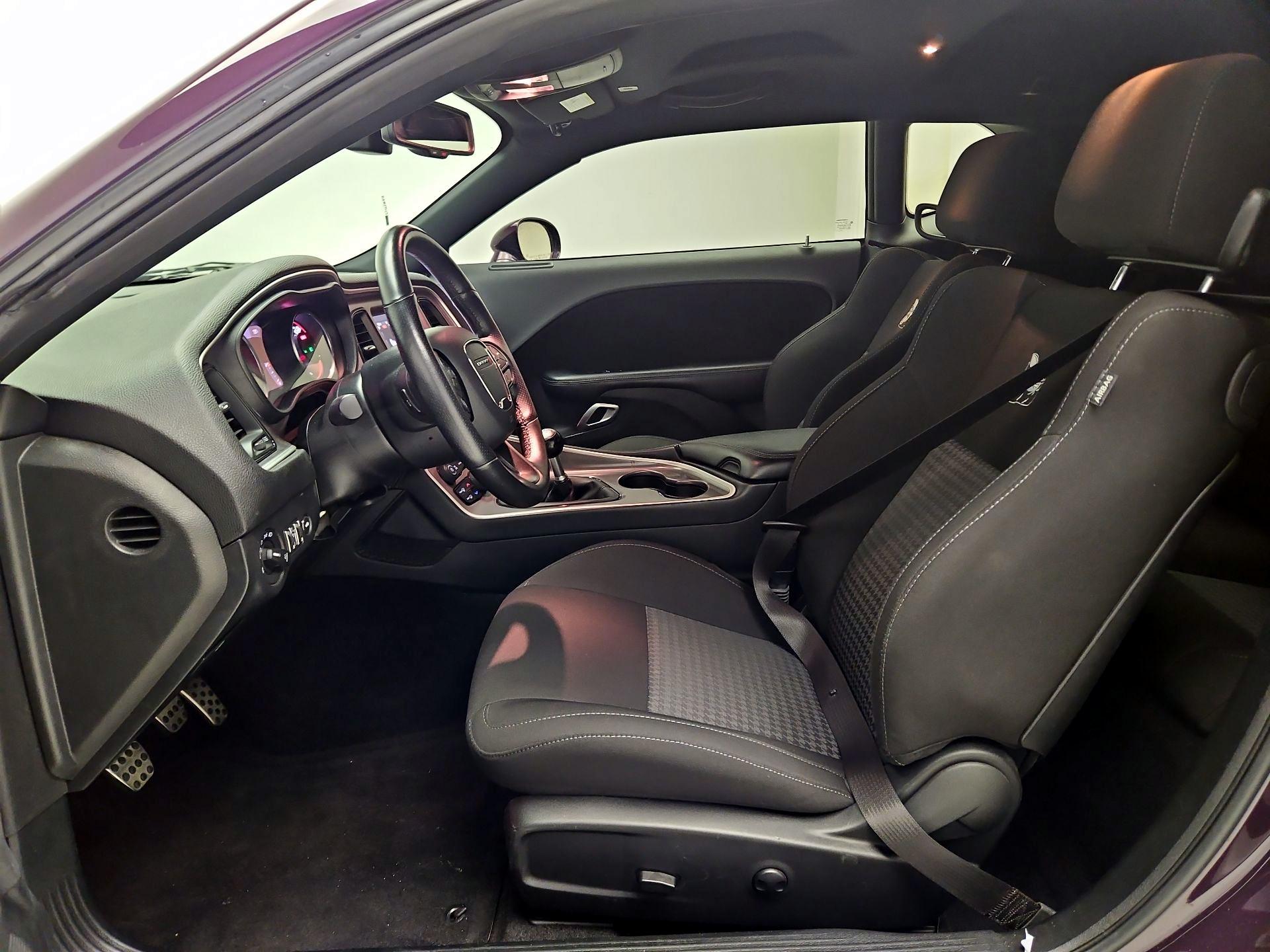 Thumbnail: 2022 Dodge Challenger - 11