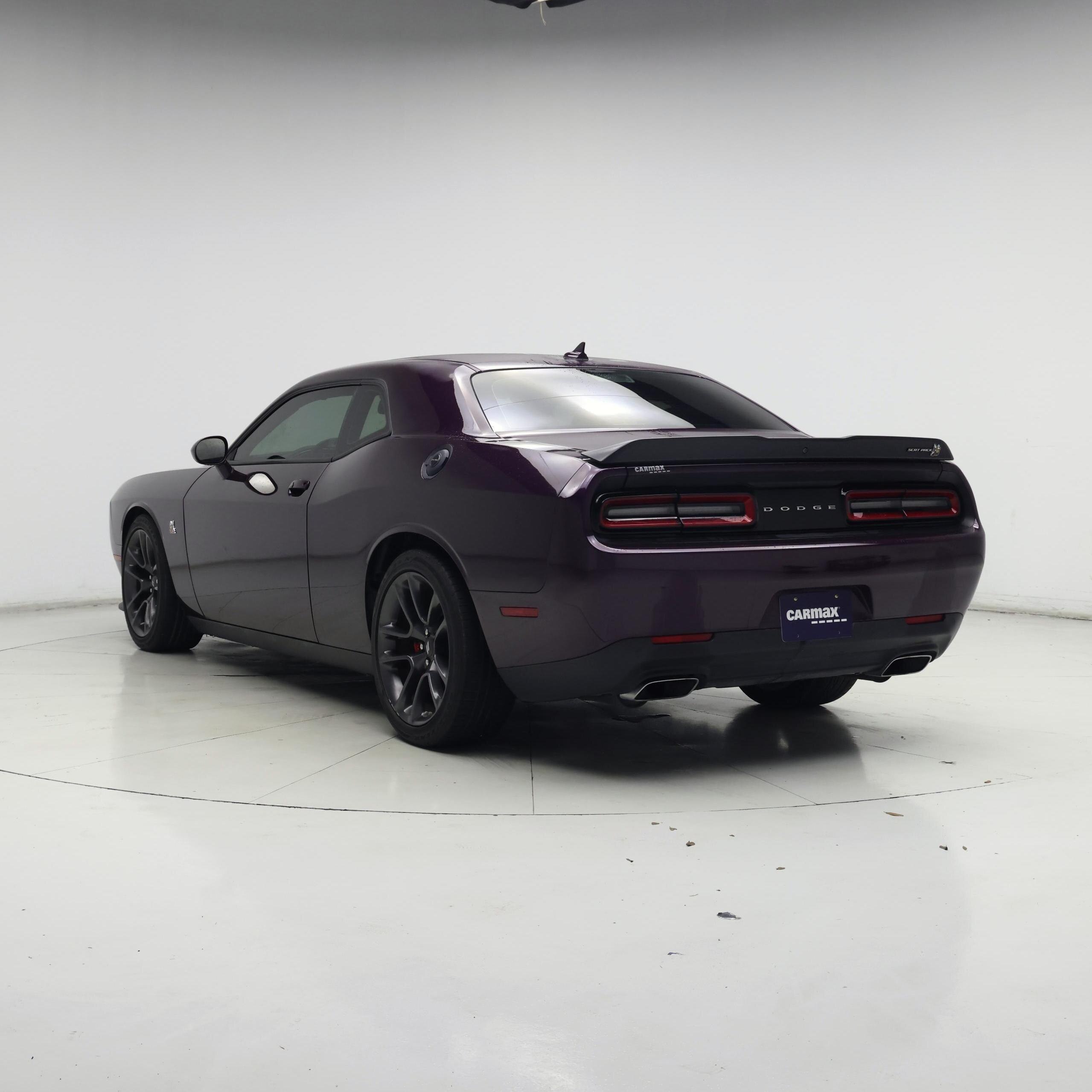 Thumbnail: 2022 Dodge Challenger - 2