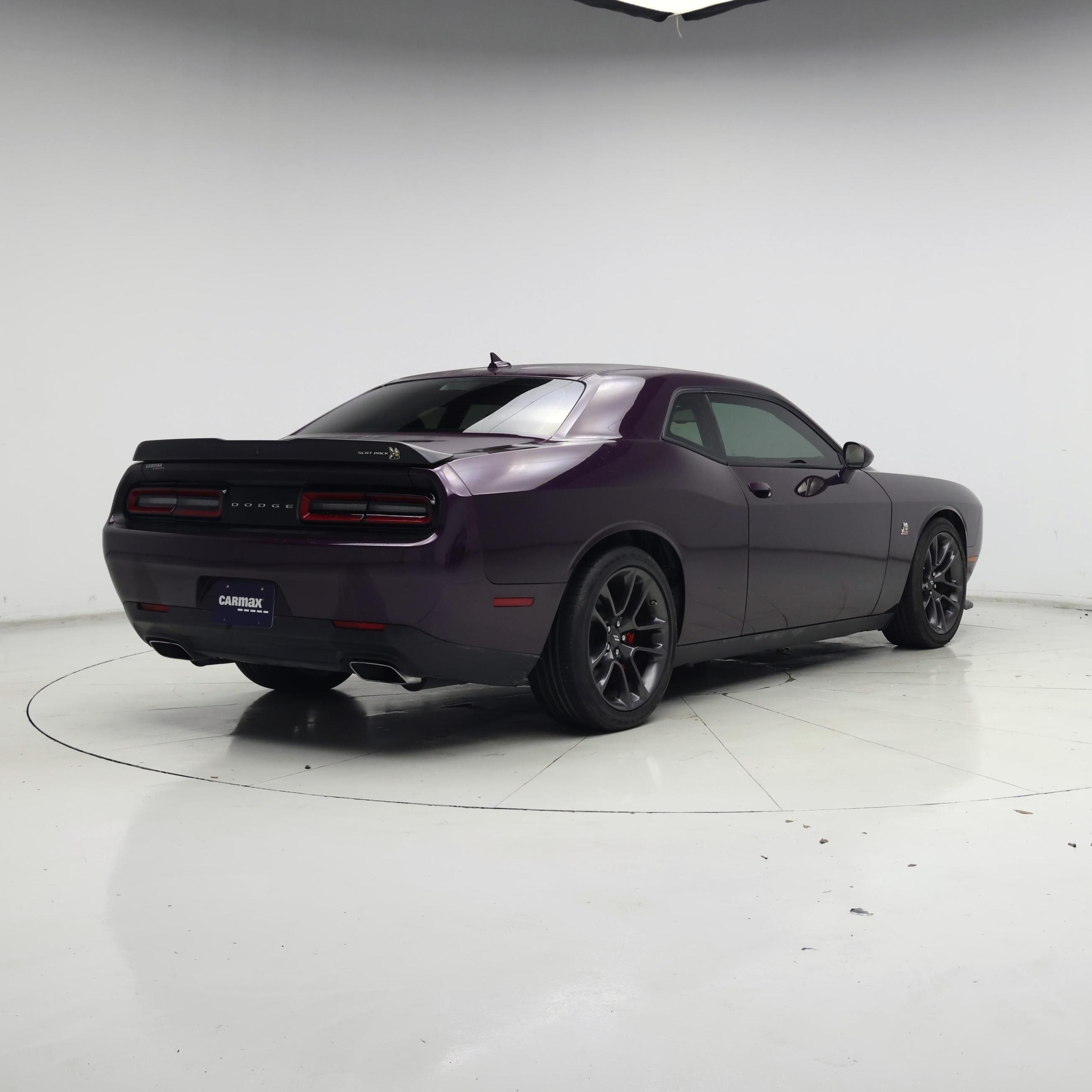 Thumbnail: 2022 Dodge Challenger - 8