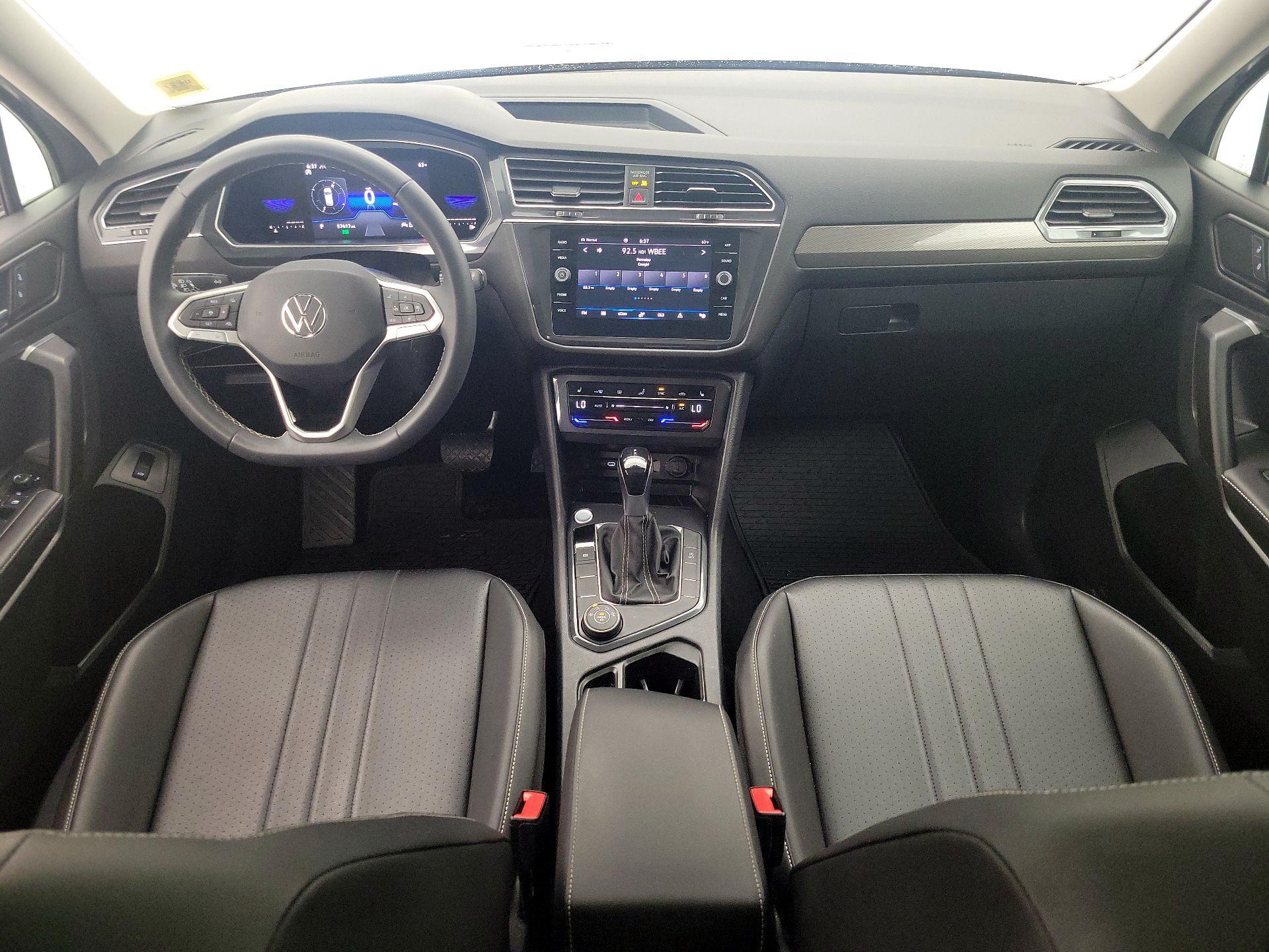 Thumbnail: 2022 Volkswagen Tiguan - 9