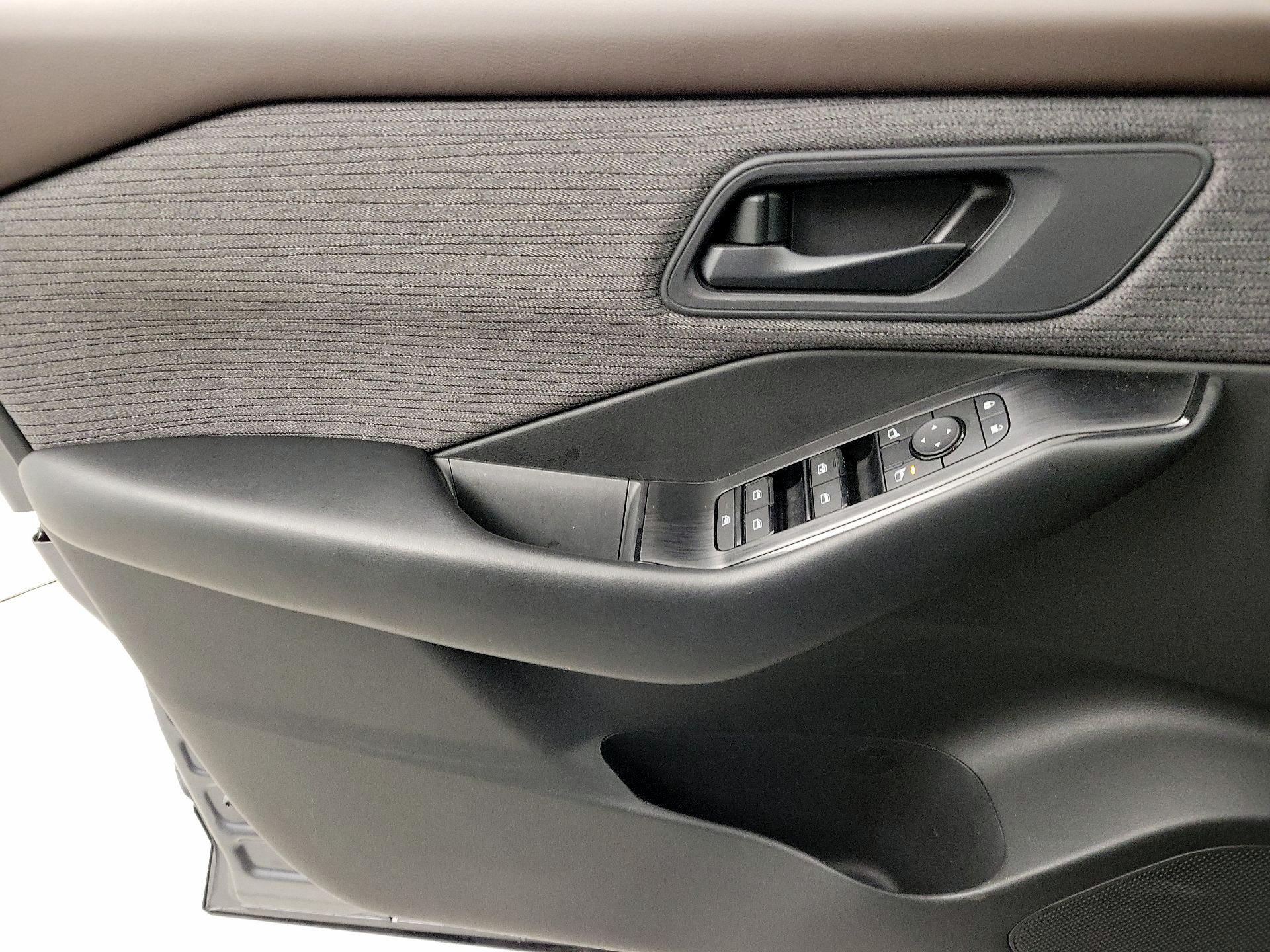 Thumbnail: 2023 Nissan Rogue - 12