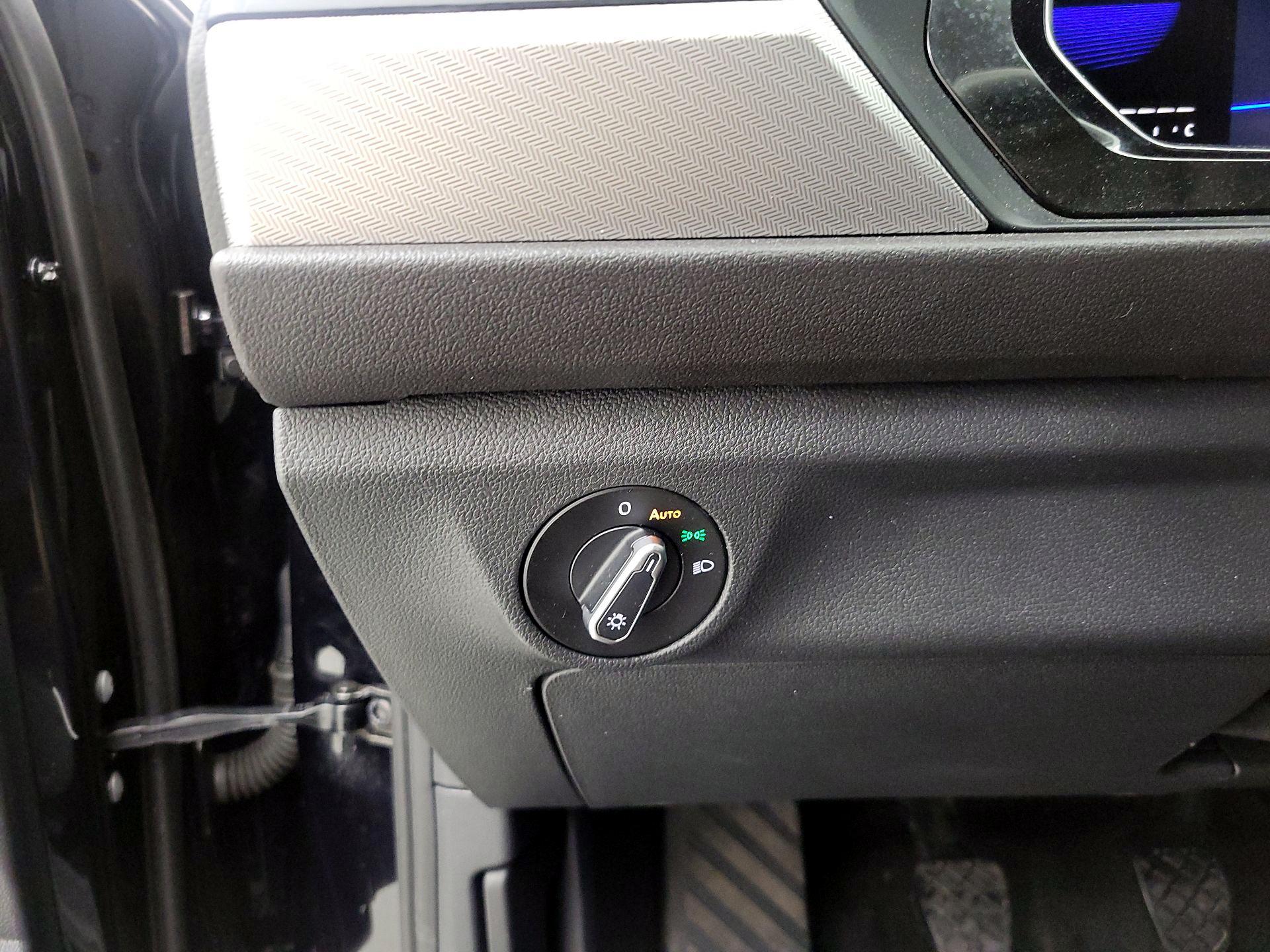 Thumbnail: 2022 Volkswagen Jetta - 13