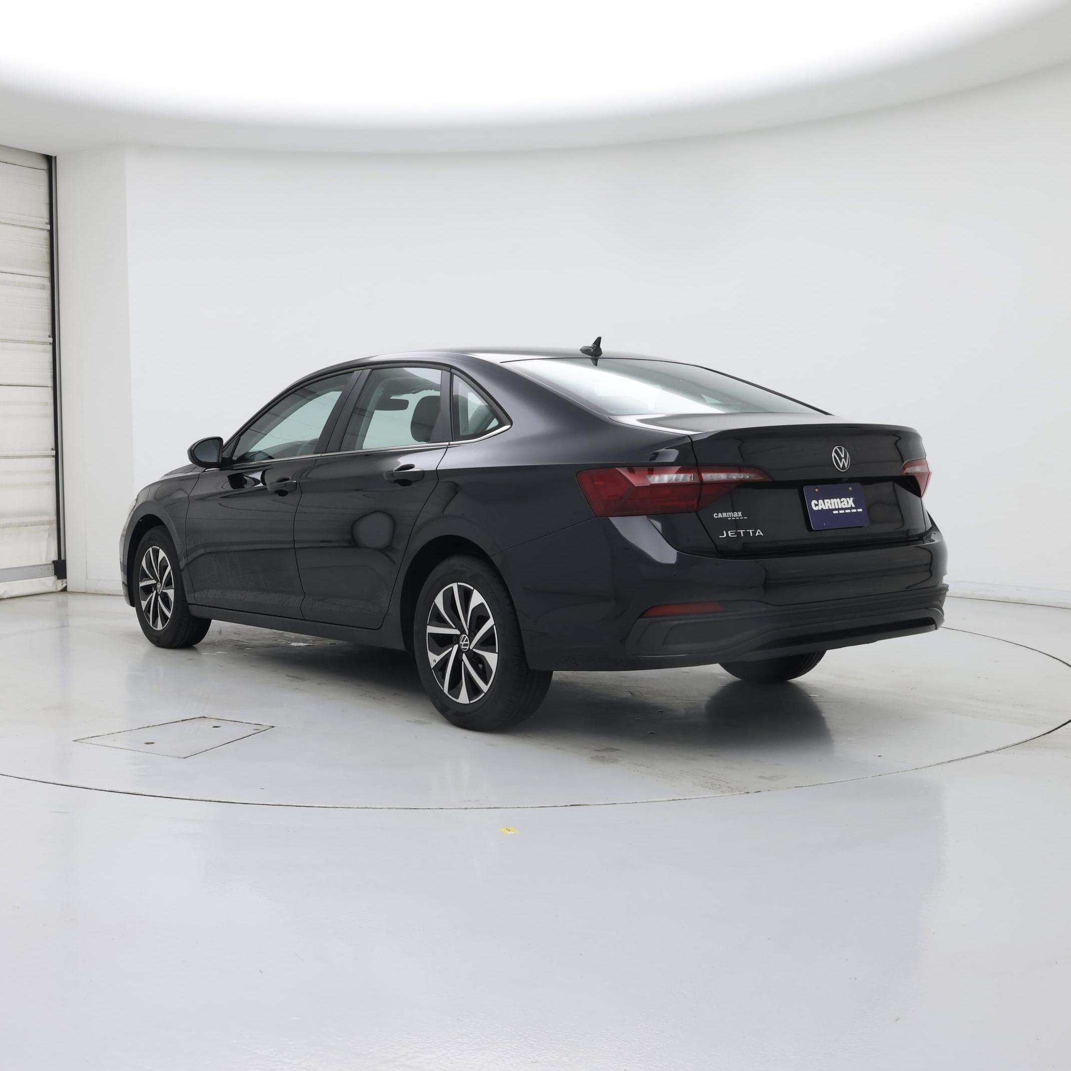 Thumbnail: 2022 Volkswagen Jetta - 2