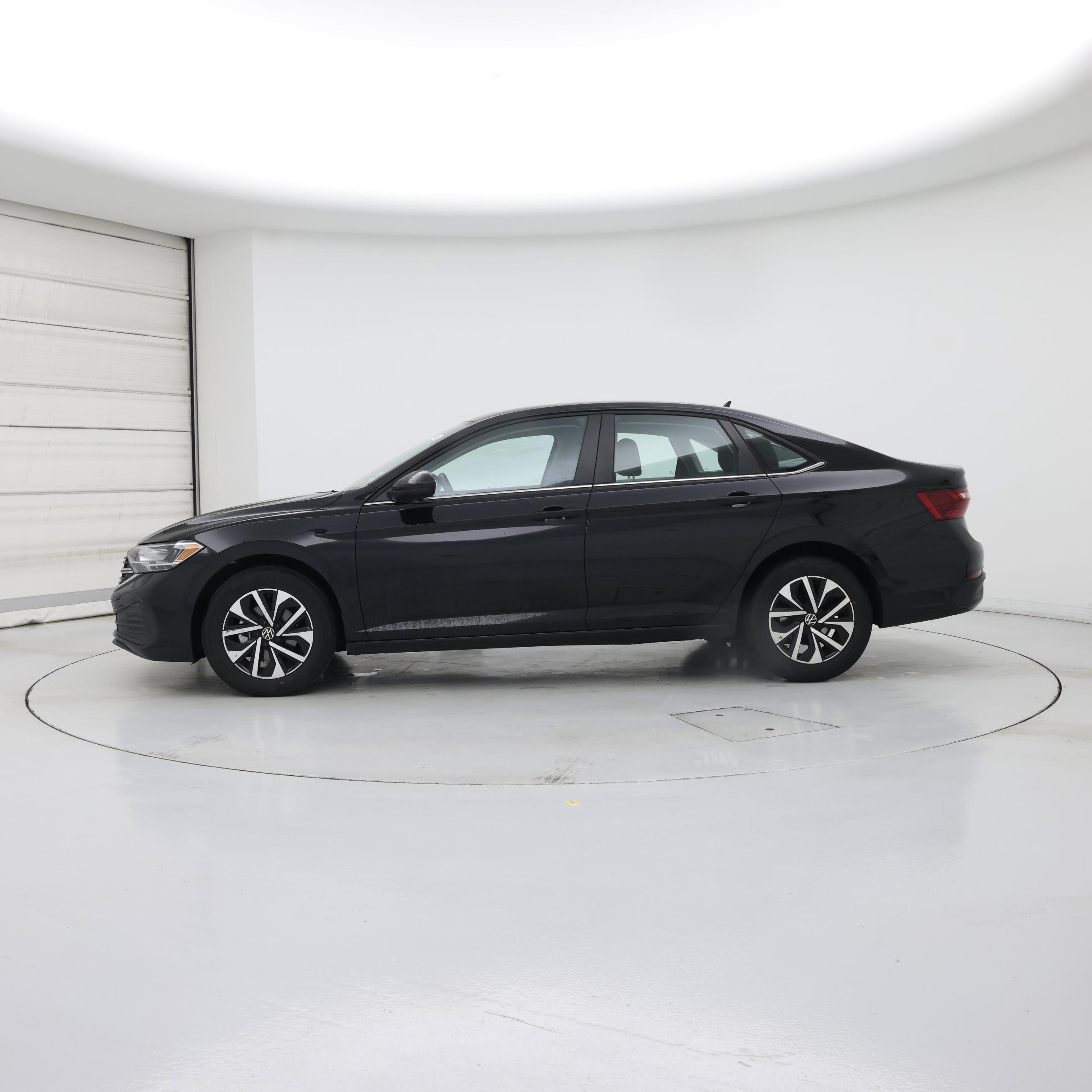 Thumbnail: 2022 Volkswagen Jetta - 3