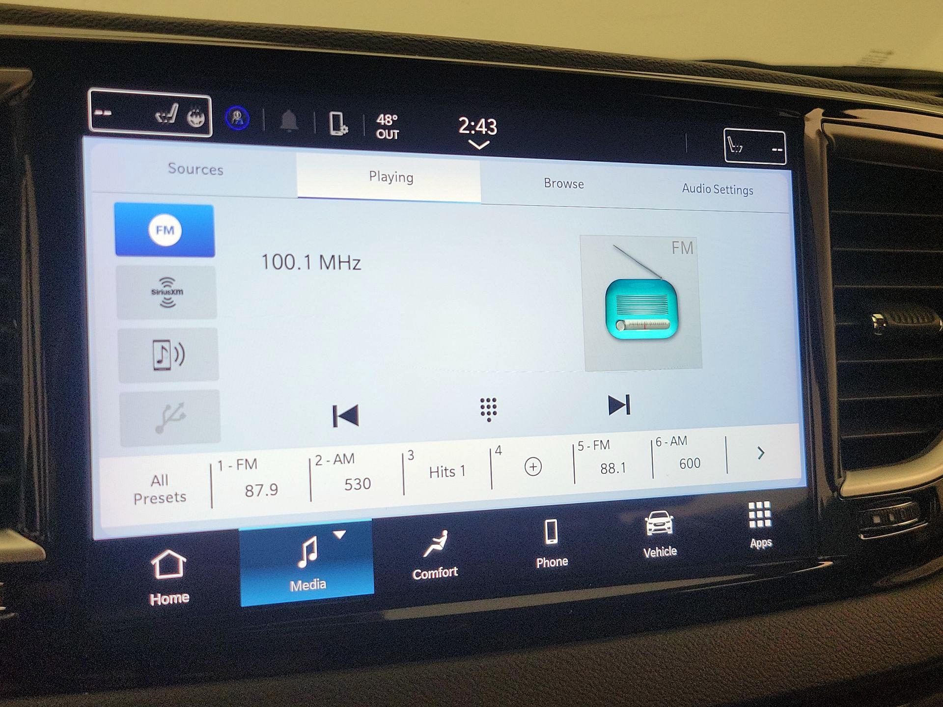 Thumbnail: 2023 Chrysler Pacifica - 15