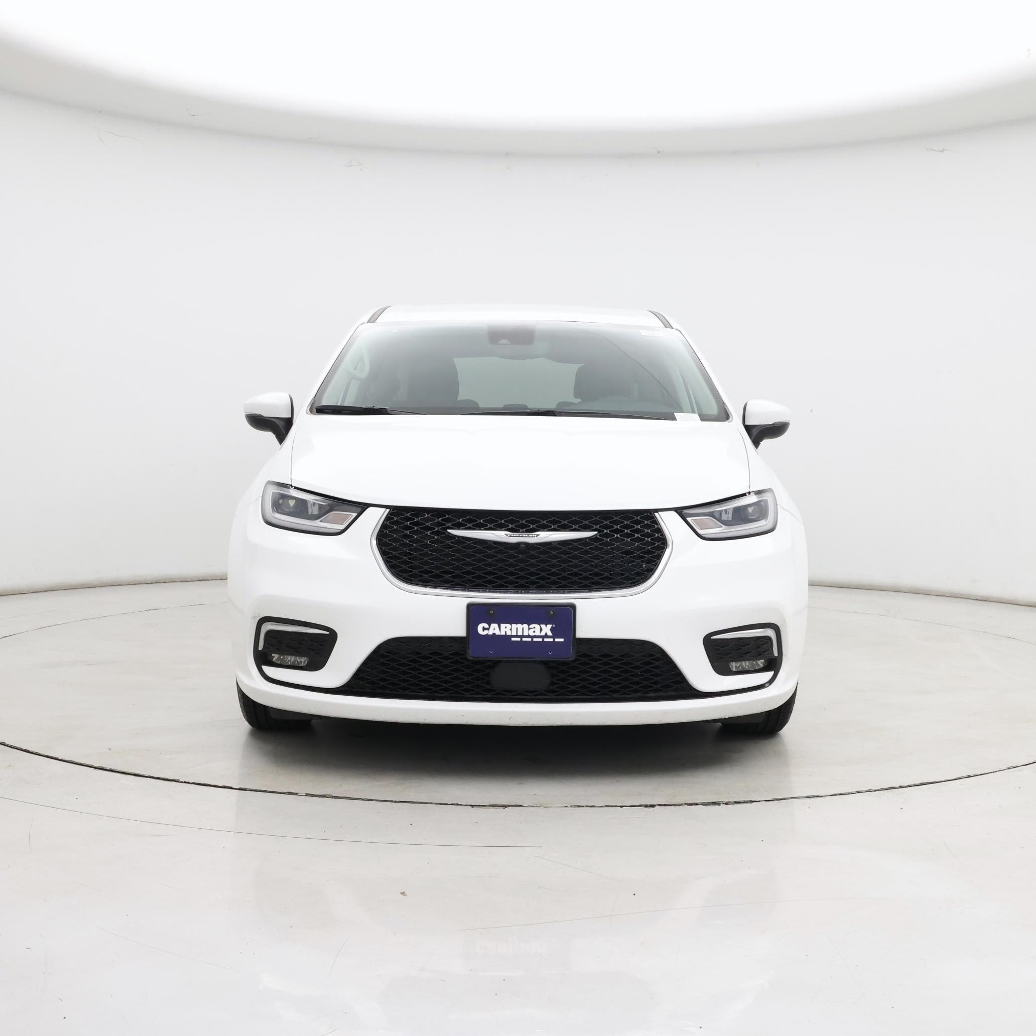 Thumbnail: 2023 Chrysler Pacifica - 5