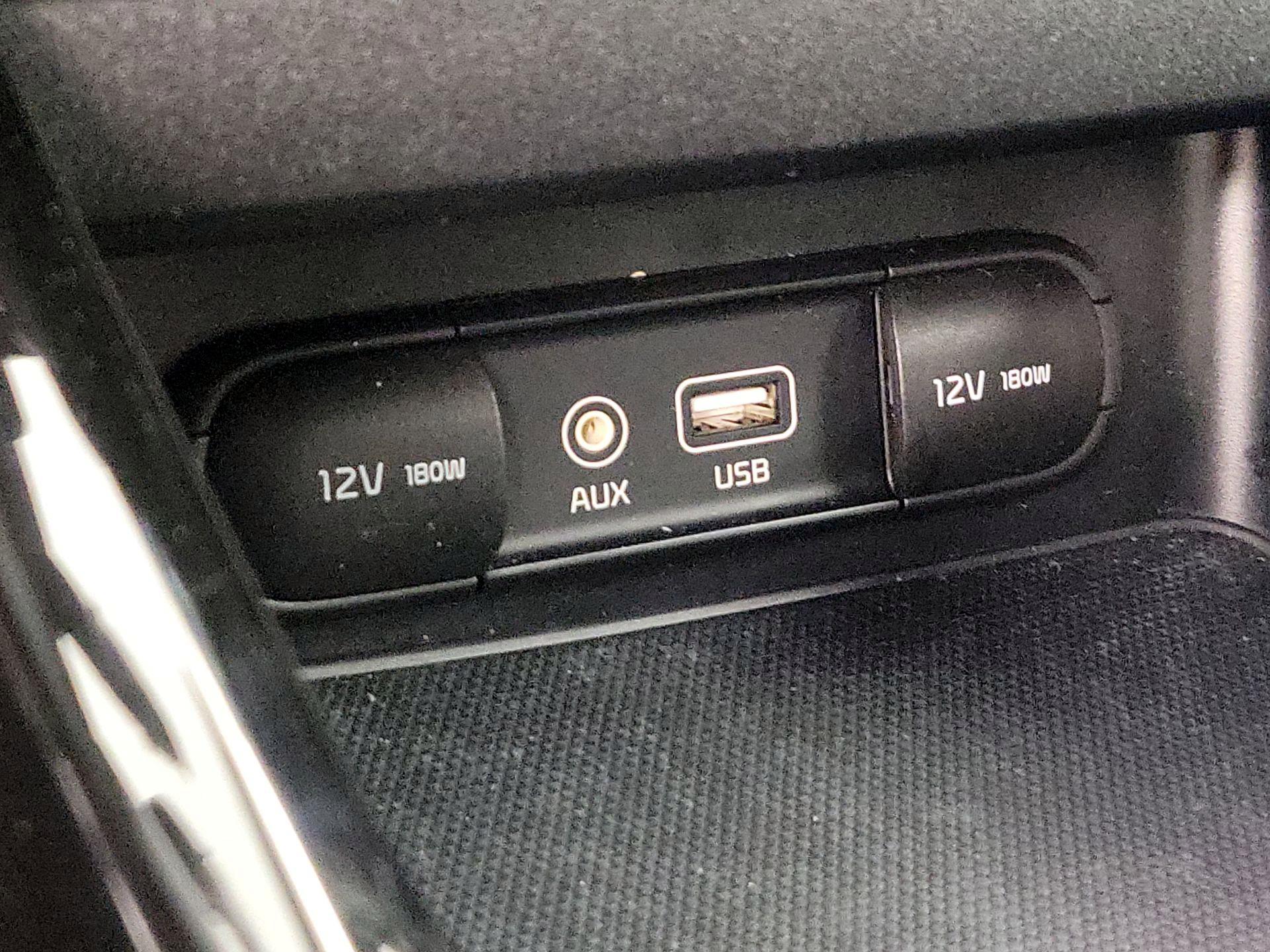 Thumbnail: 2021 Kia Forte - 18
