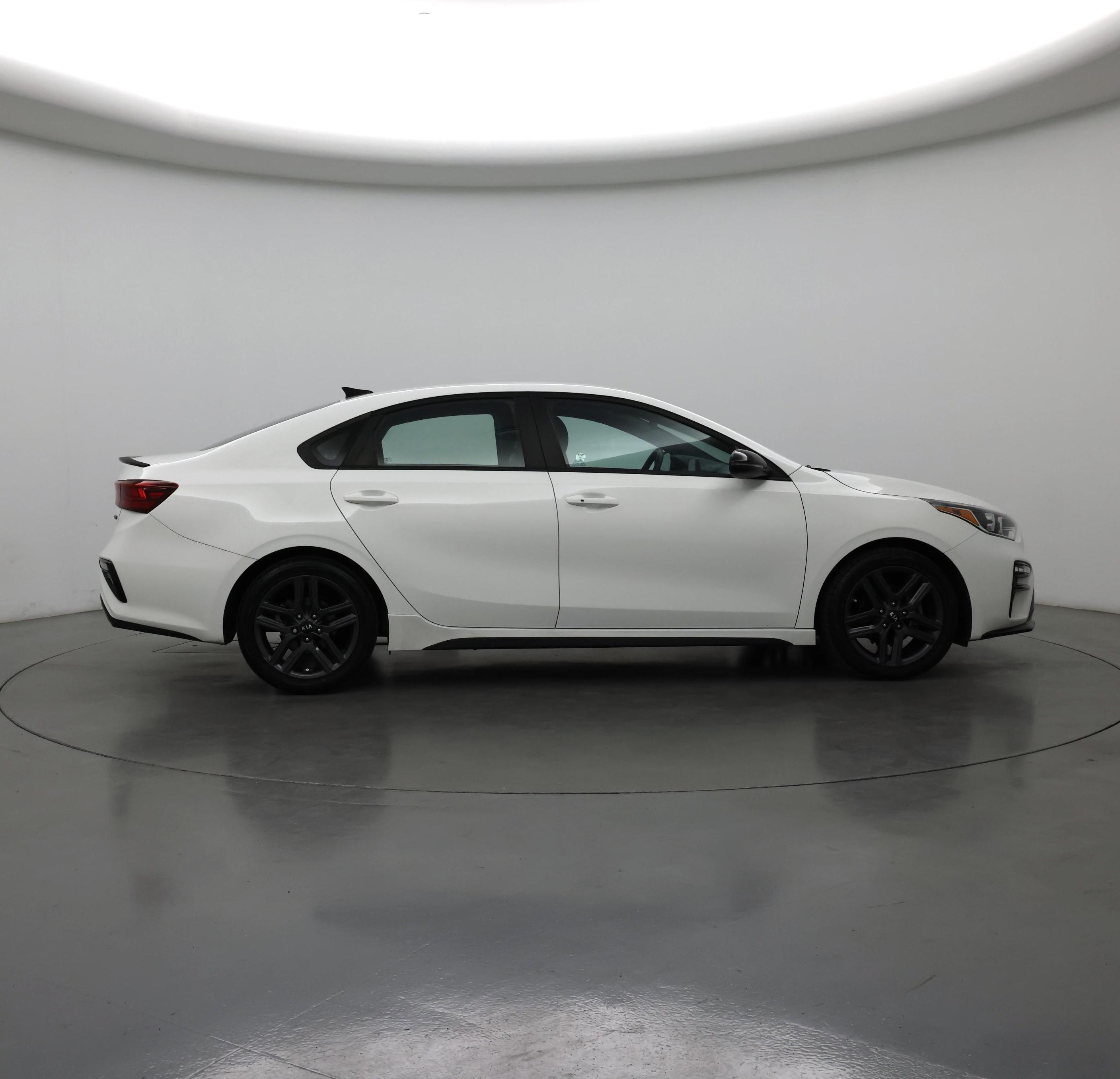 Thumbnail: 2021 Kia Forte - 7