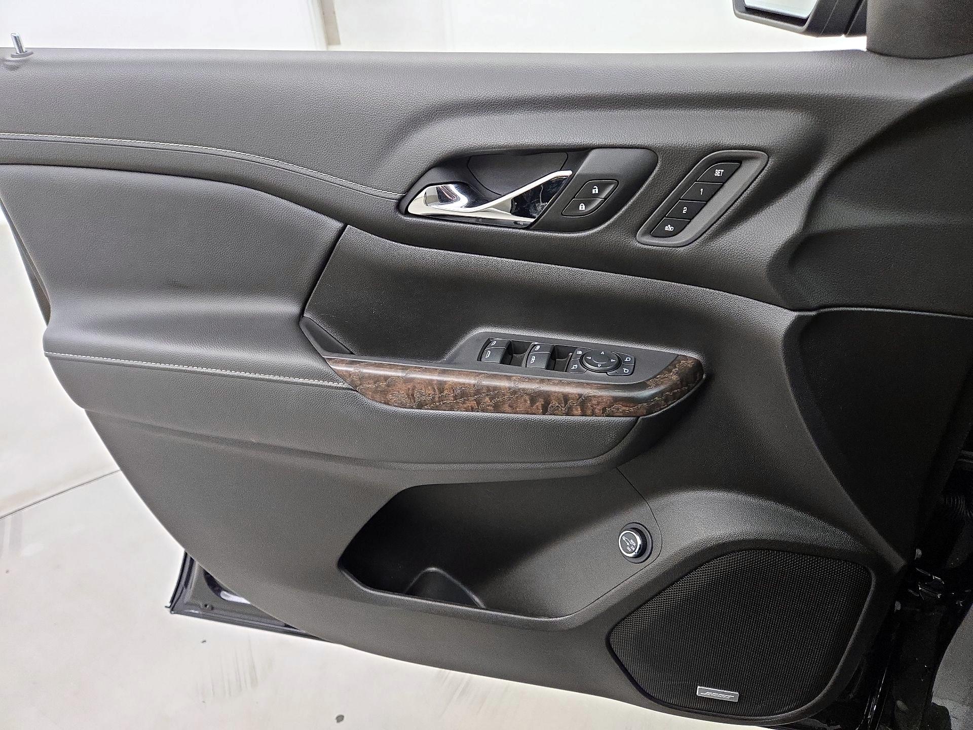 Thumbnail: 2021 GMC Acadia - 12