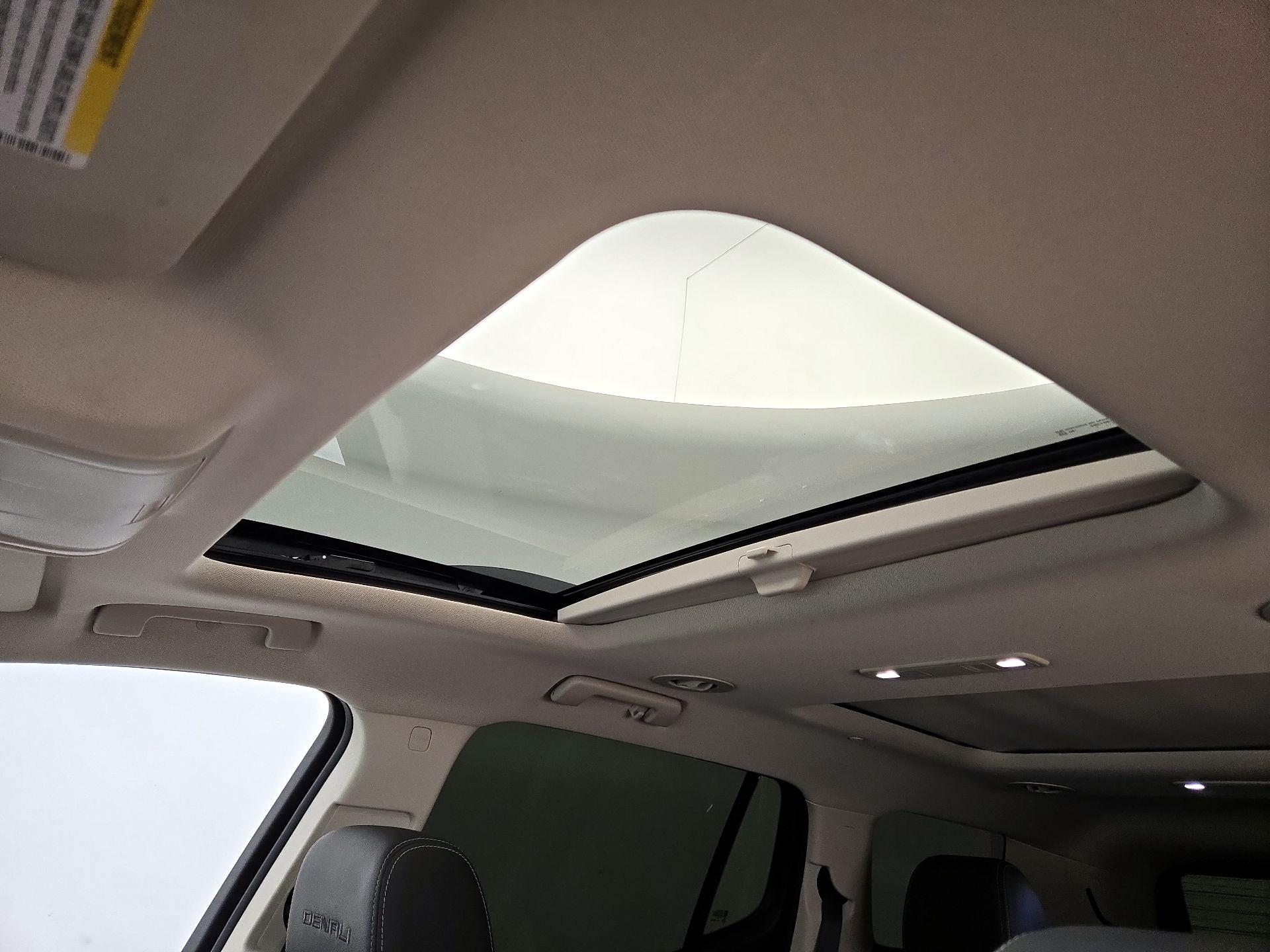 Thumbnail: 2021 GMC Acadia - 19