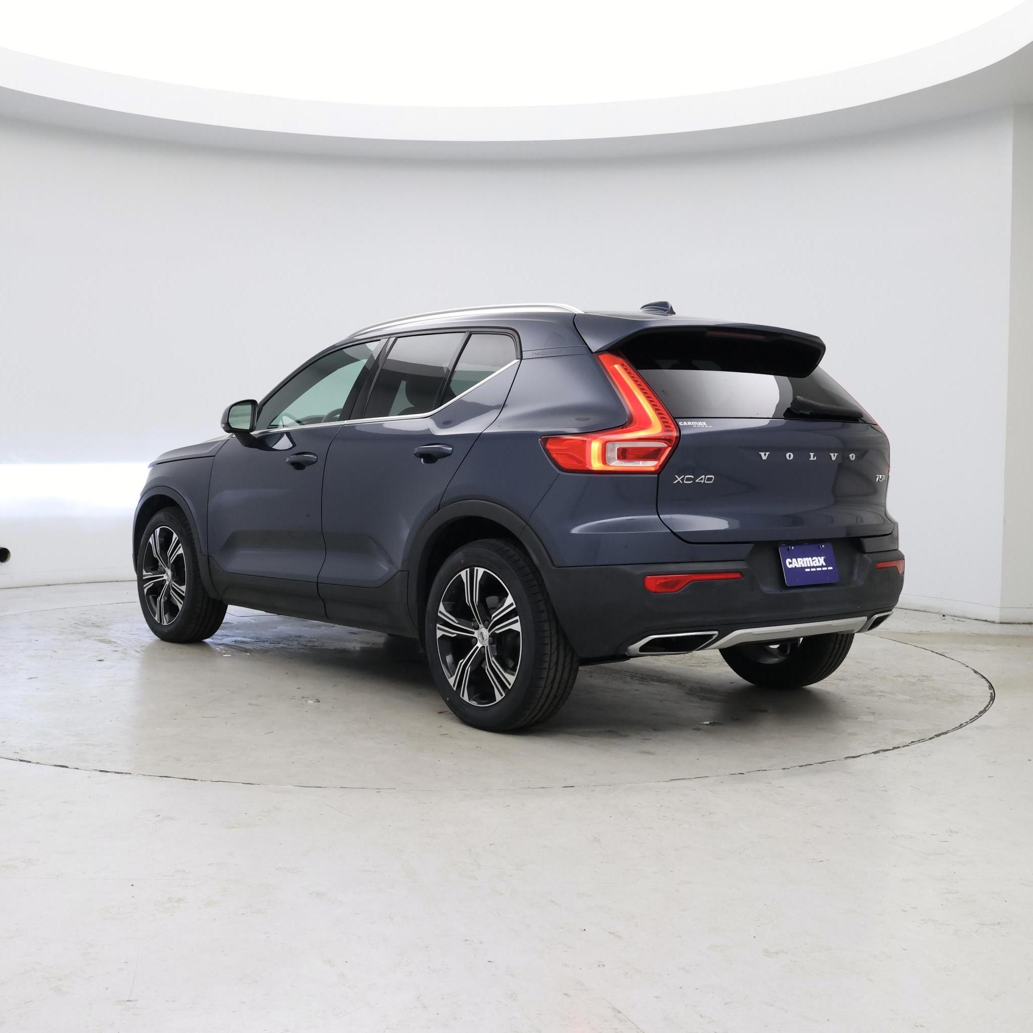 Thumbnail: 2020 Volvo XC40 - 2