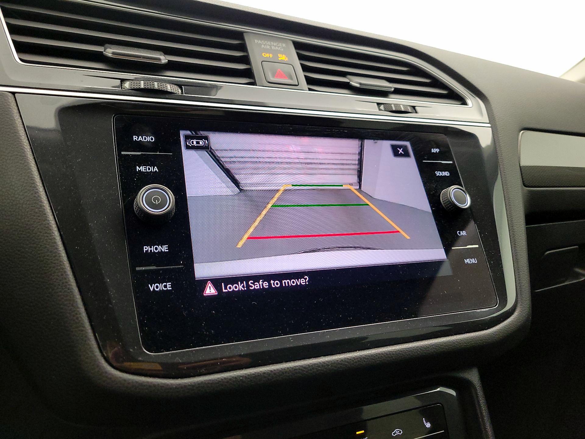 Thumbnail: 2024 Volkswagen Tiguan - 14