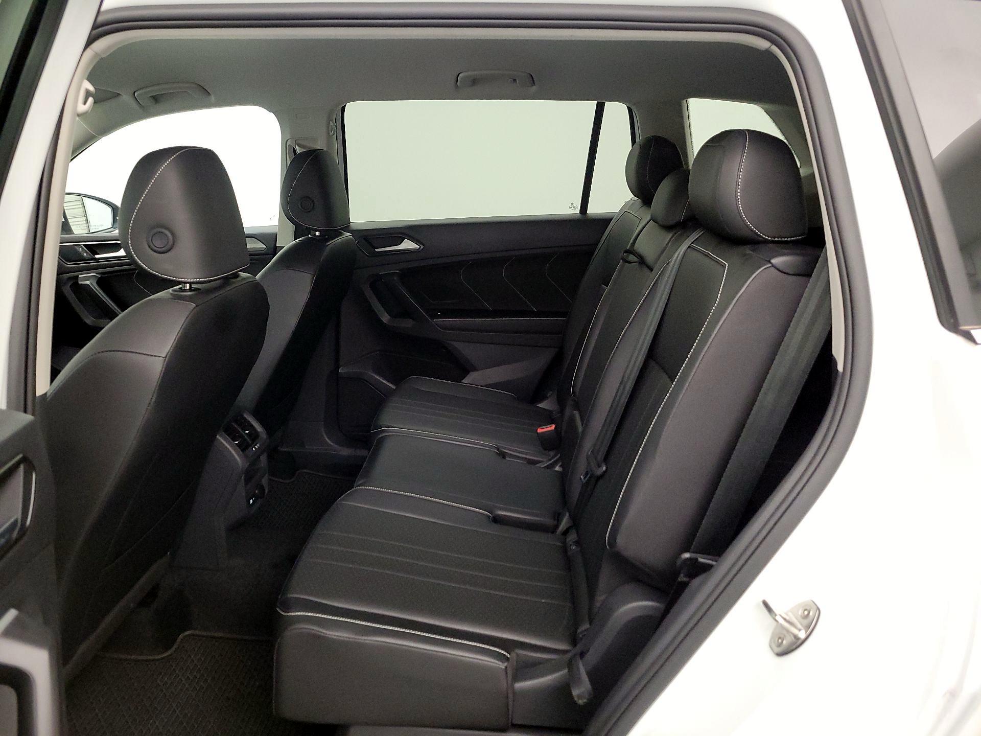 Thumbnail: 2024 Volkswagen Tiguan - 19