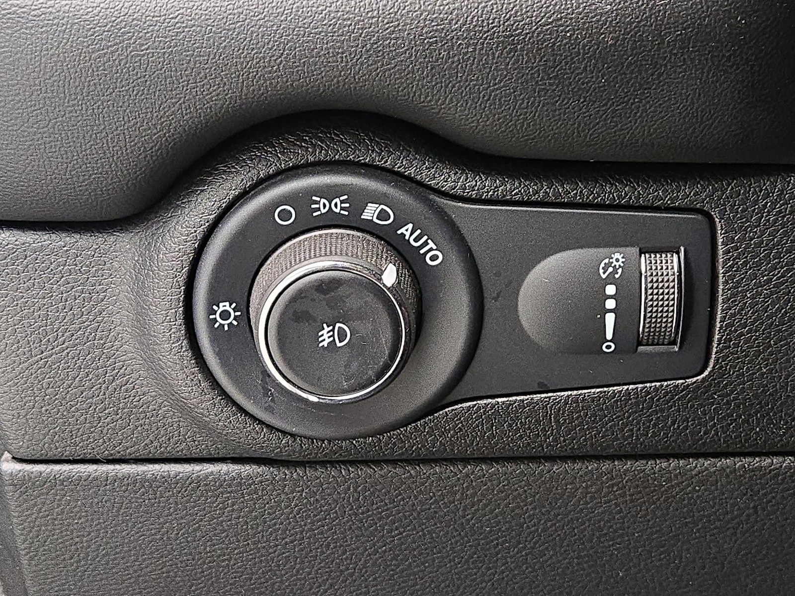 2022 Dodge Durango GT Plus - Photo 14