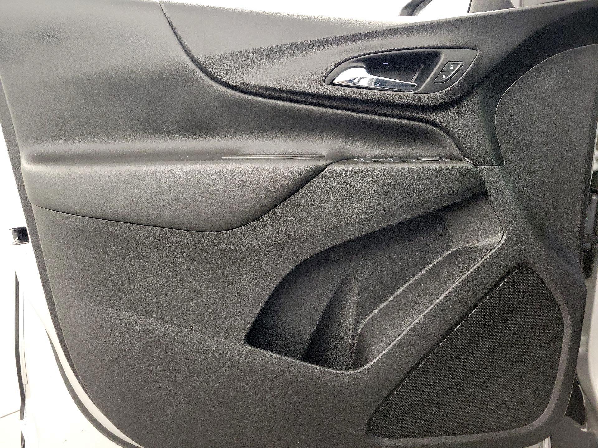 Thumbnail: 2021 Chevrolet Equinox - 12