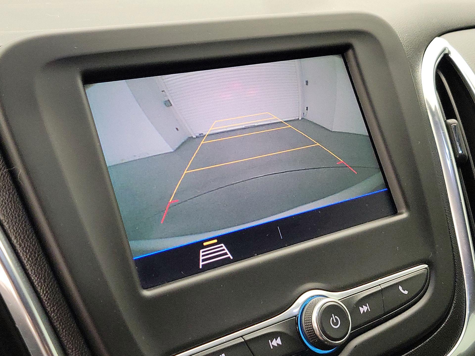 Thumbnail: 2021 Chevrolet Equinox - 14