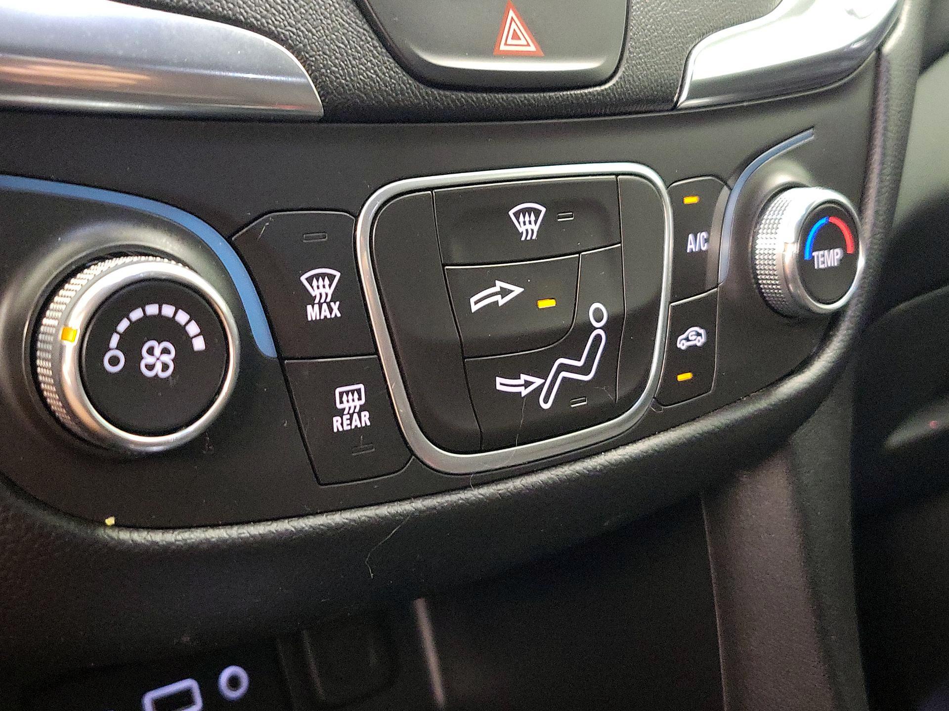 Thumbnail: 2021 Chevrolet Equinox - 16