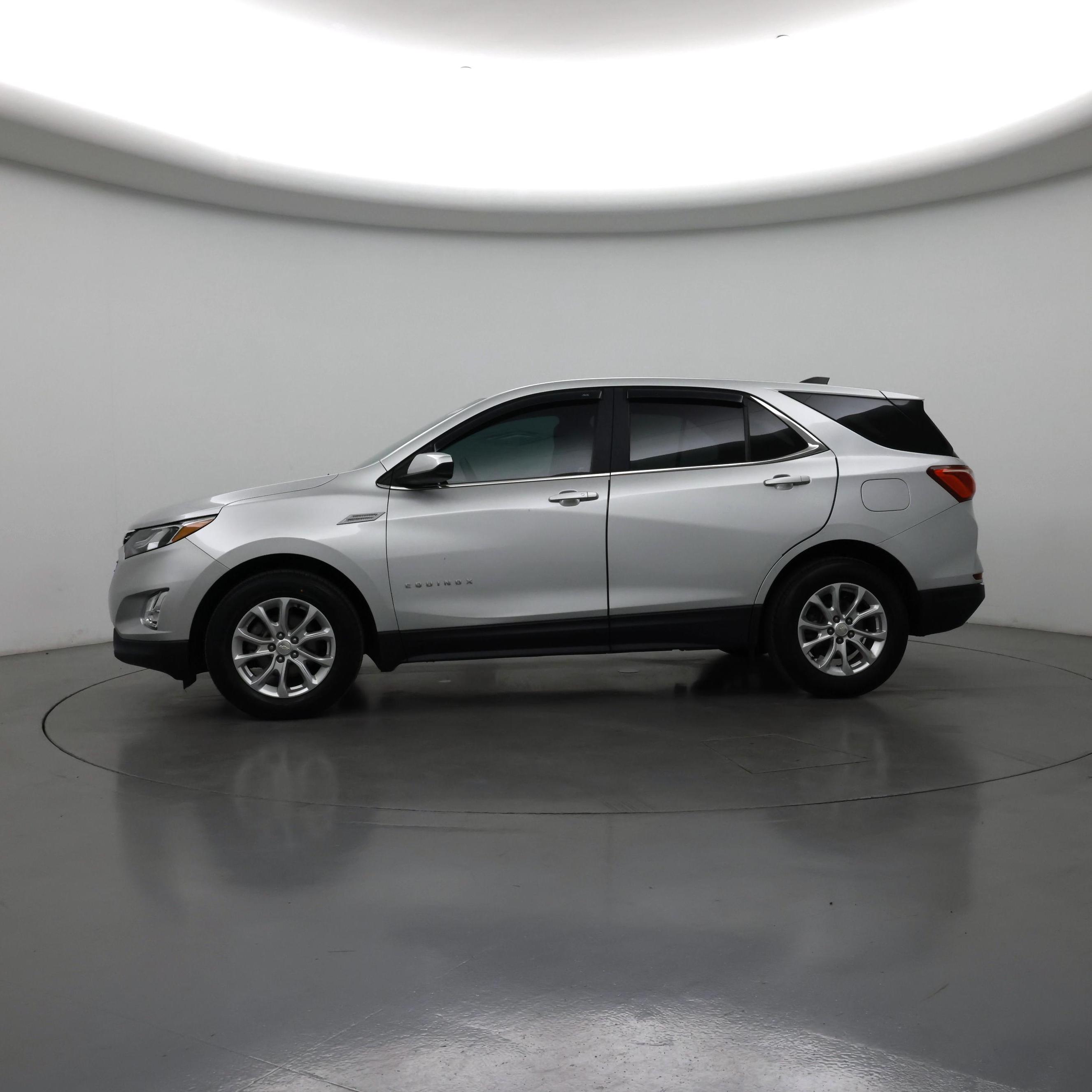 Thumbnail: 2021 Chevrolet Equinox - 3