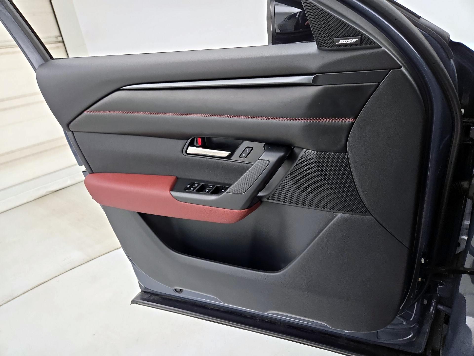 Thumbnail: 2025 Mazda CX-50 - 12