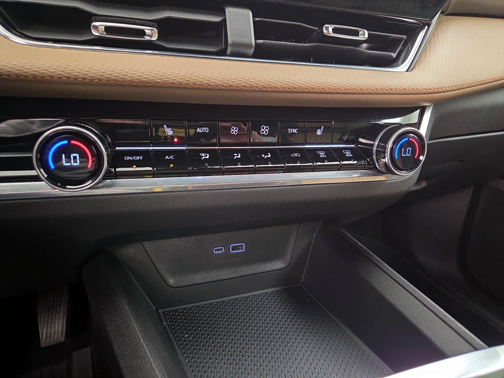 Thumbnail: 2025 Chevrolet Equinox - 17