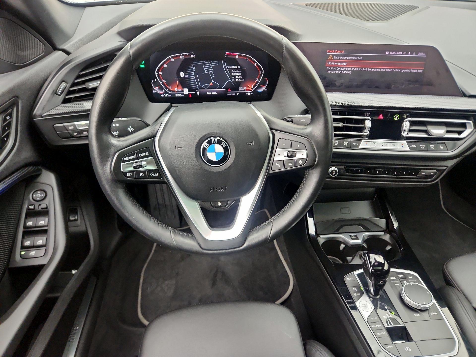 Thumbnail: 2023 BMW 2 Series - 10