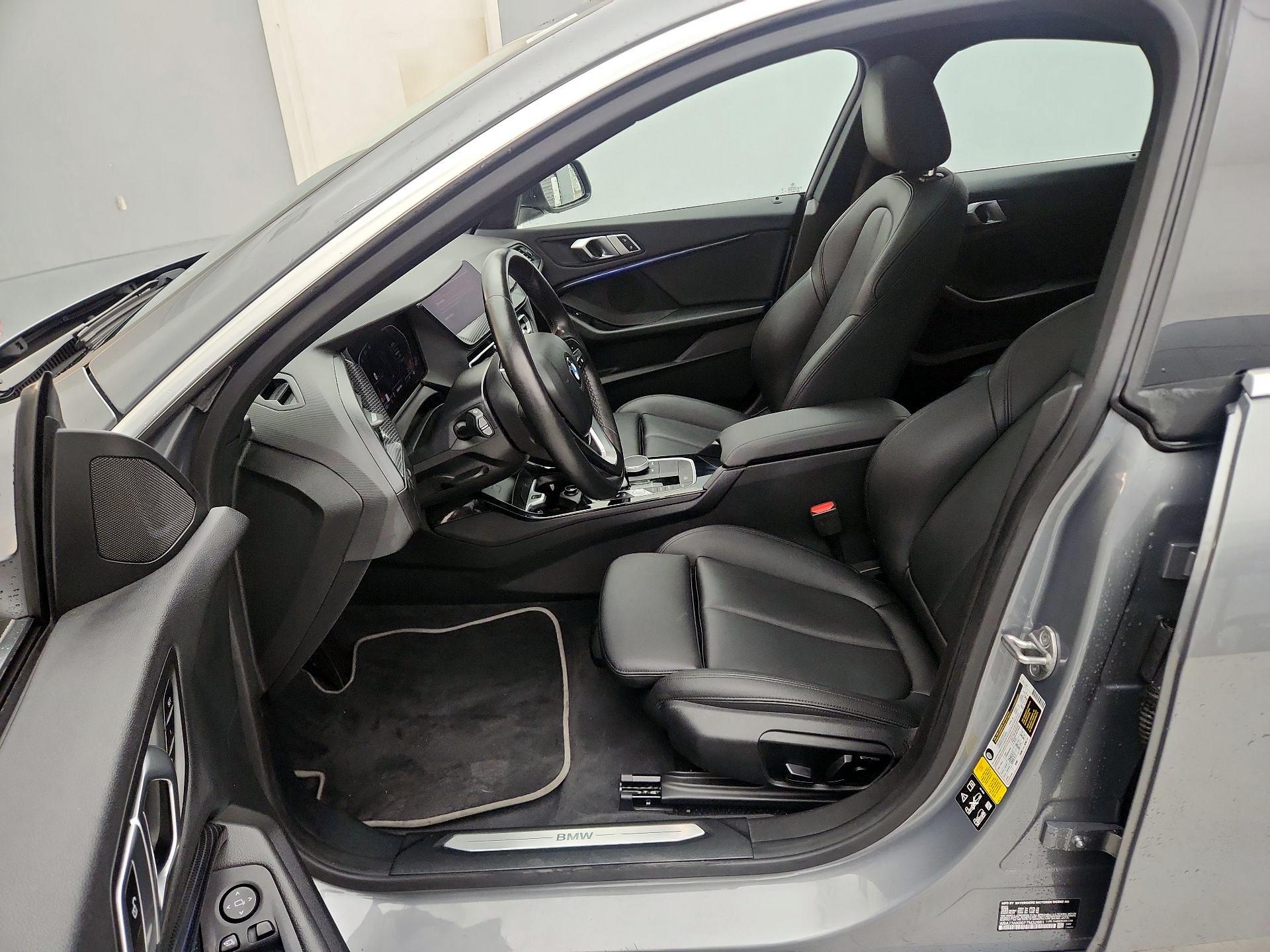 Thumbnail: 2023 BMW 2 Series - 11