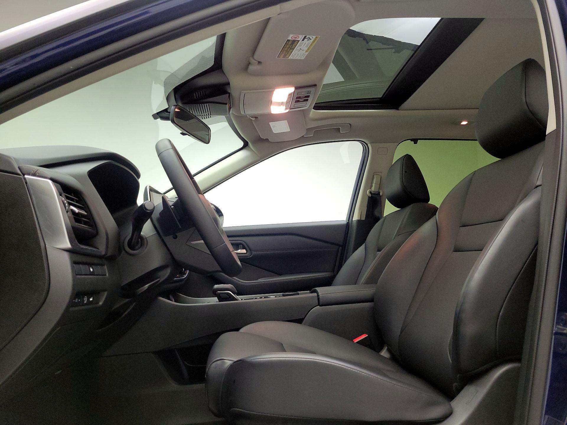 Thumbnail: 2025 Nissan Rogue - 17