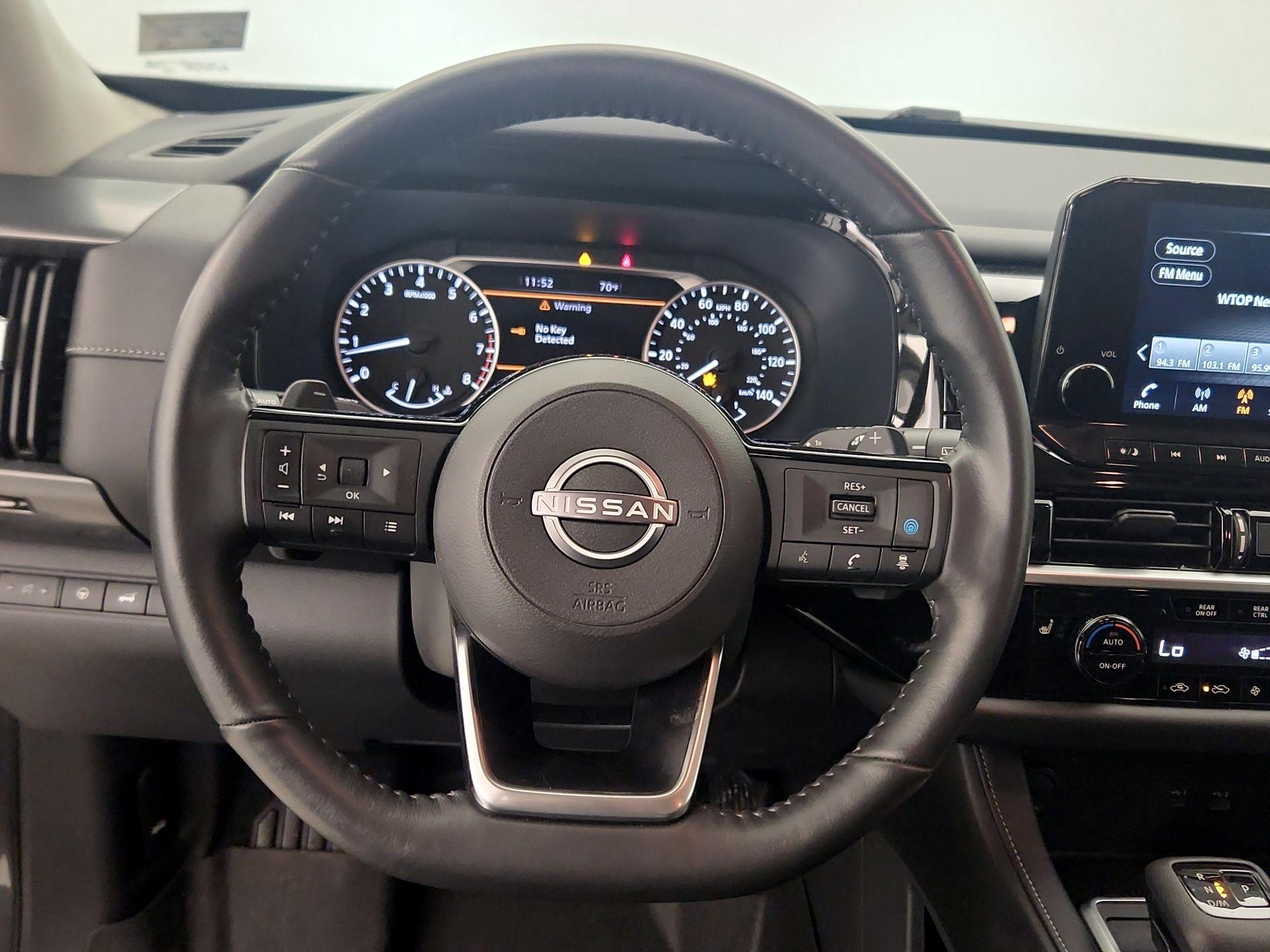 Thumbnail: 2022 Nissan Pathfinder - 10