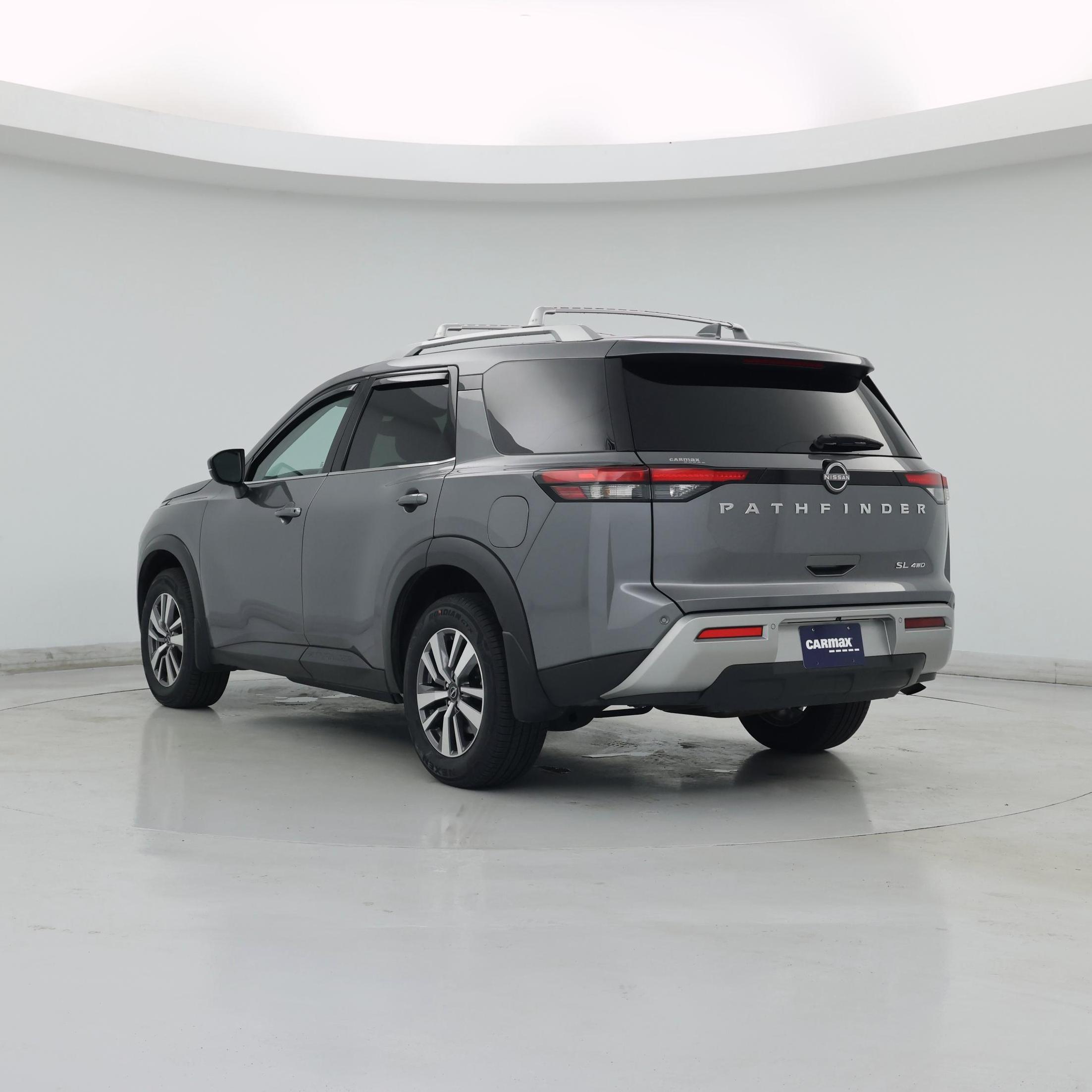 Thumbnail: 2022 Nissan Pathfinder - 2