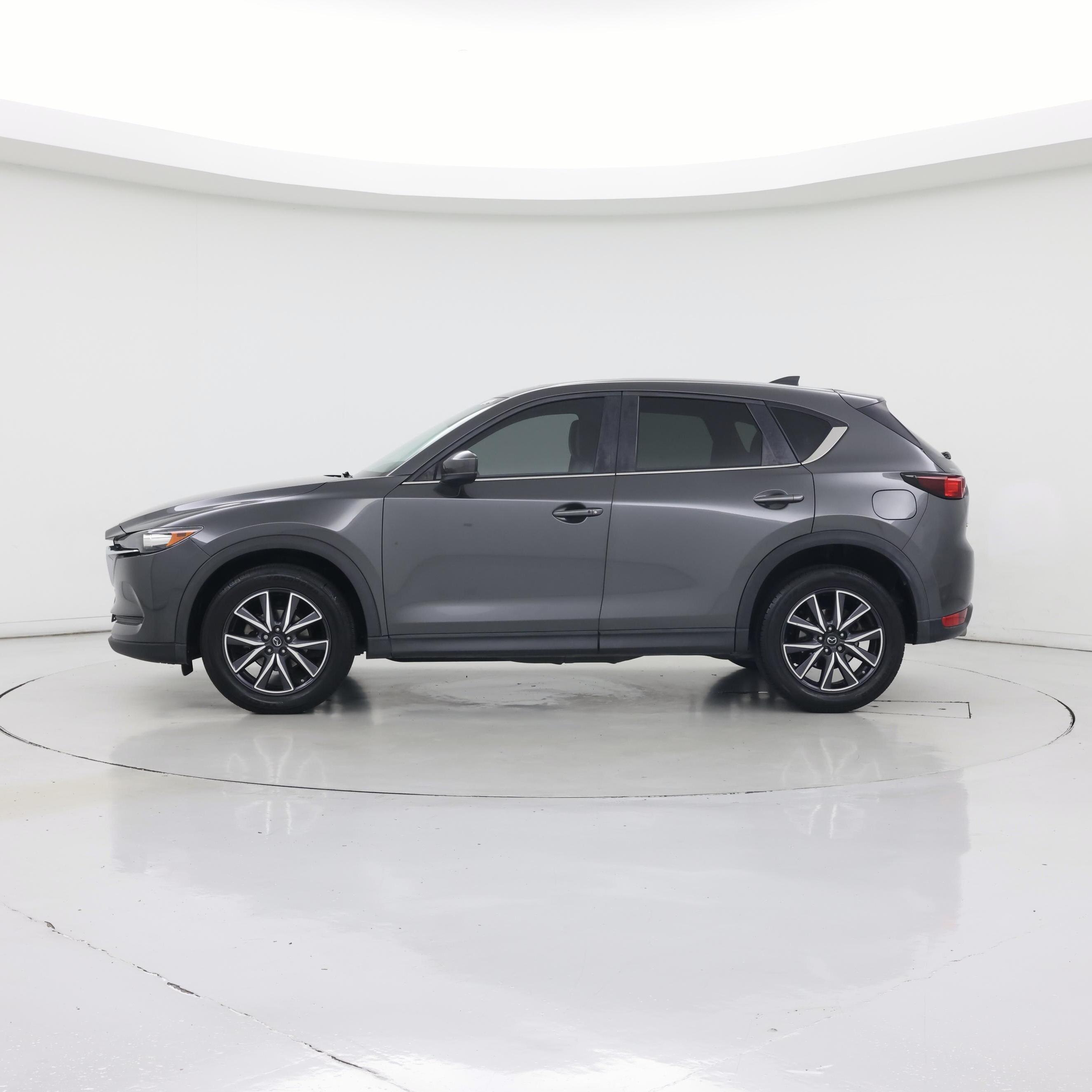 Thumbnail: 2018 Mazda CX-5 - 3