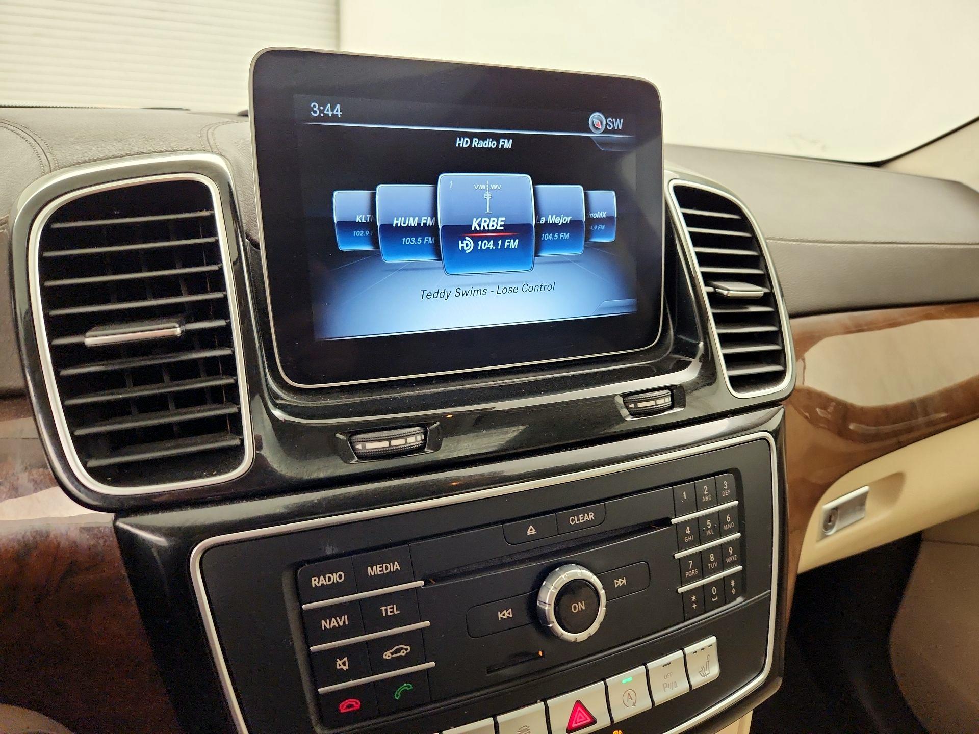 Thumbnail: 2018 Mercedes-Benz GLS - 16