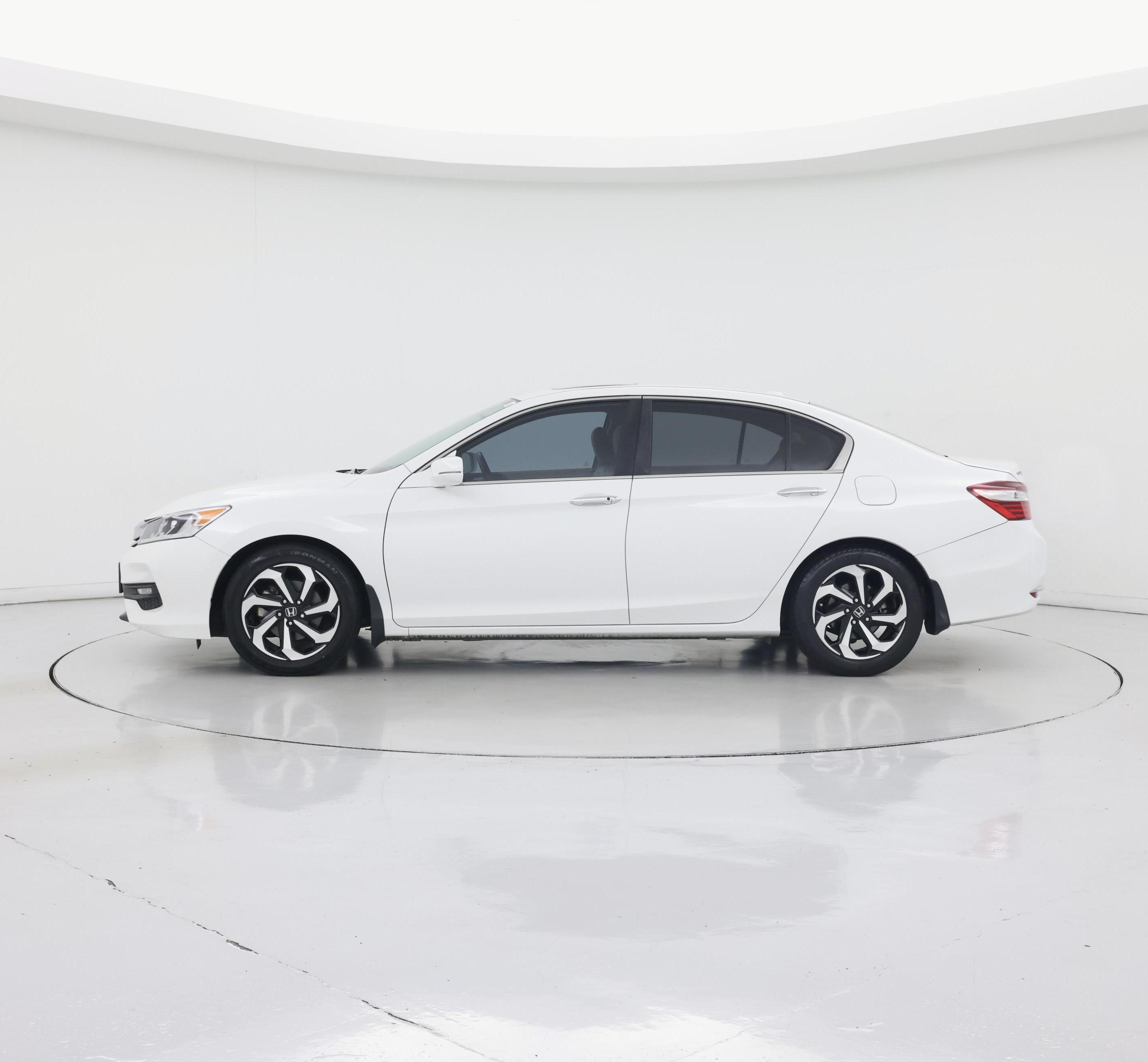 Thumbnail: 2016 Honda Accord - 3