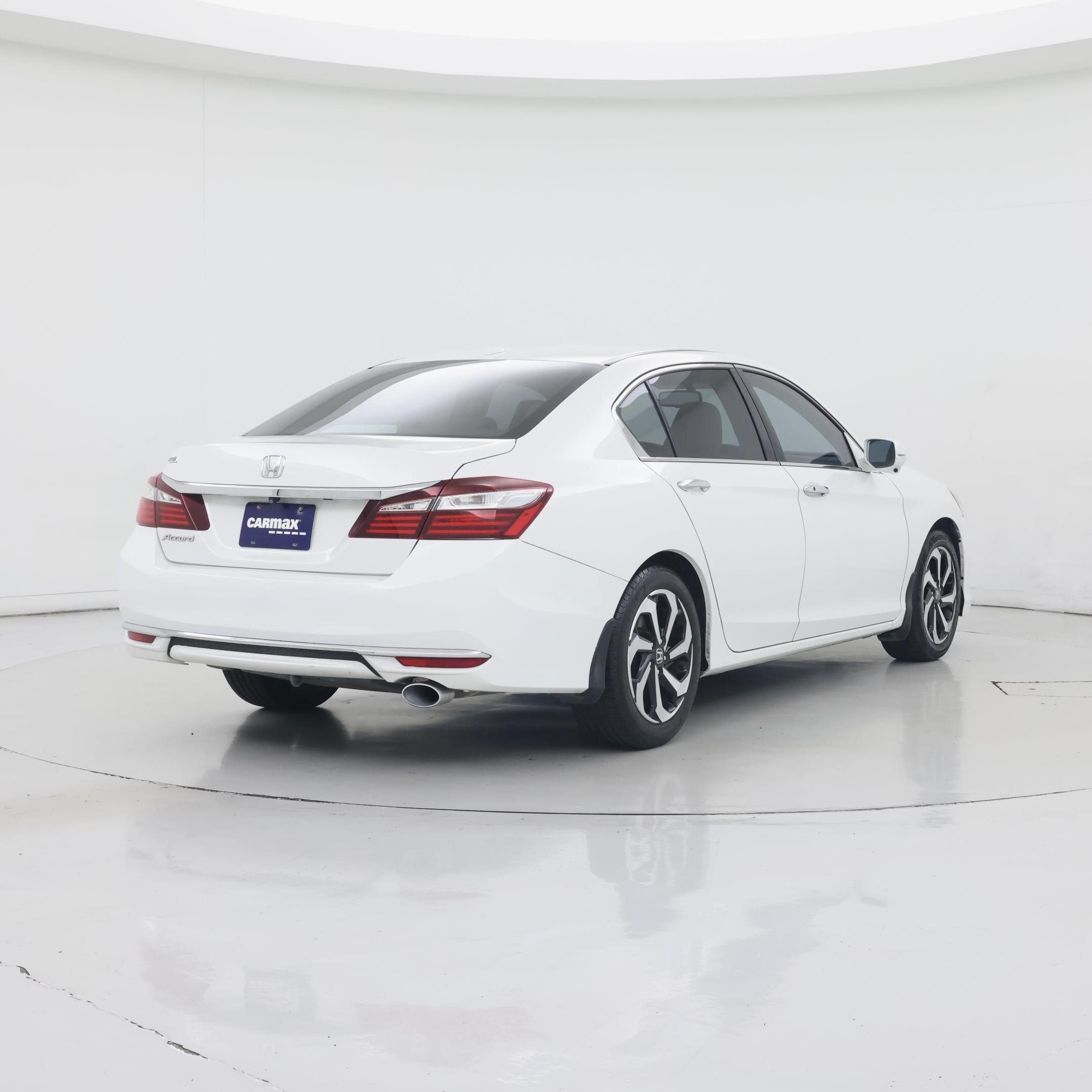 Thumbnail: 2016 Honda Accord - 8