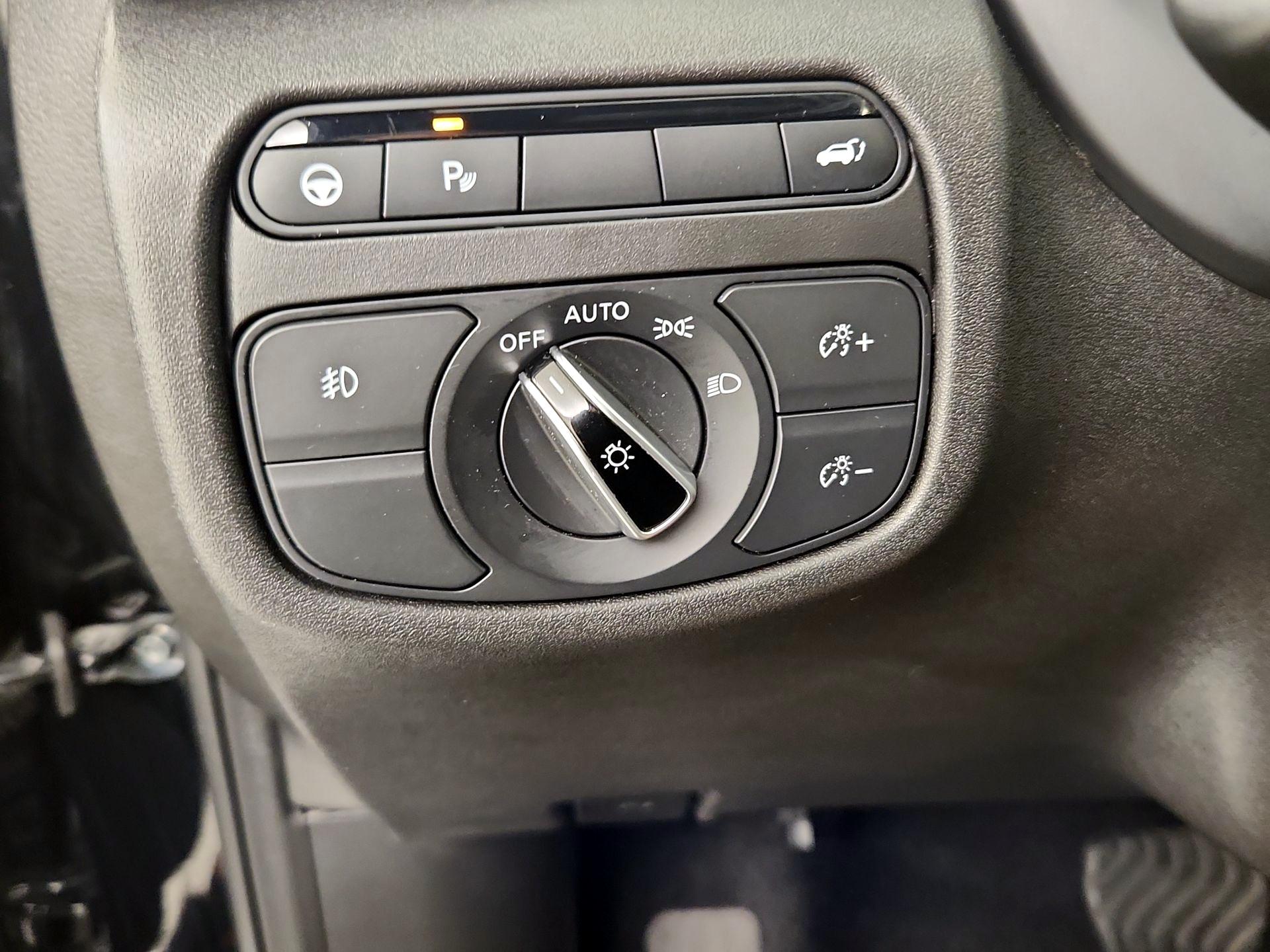 Thumbnail: 2023 INFINITI QX55 - 13