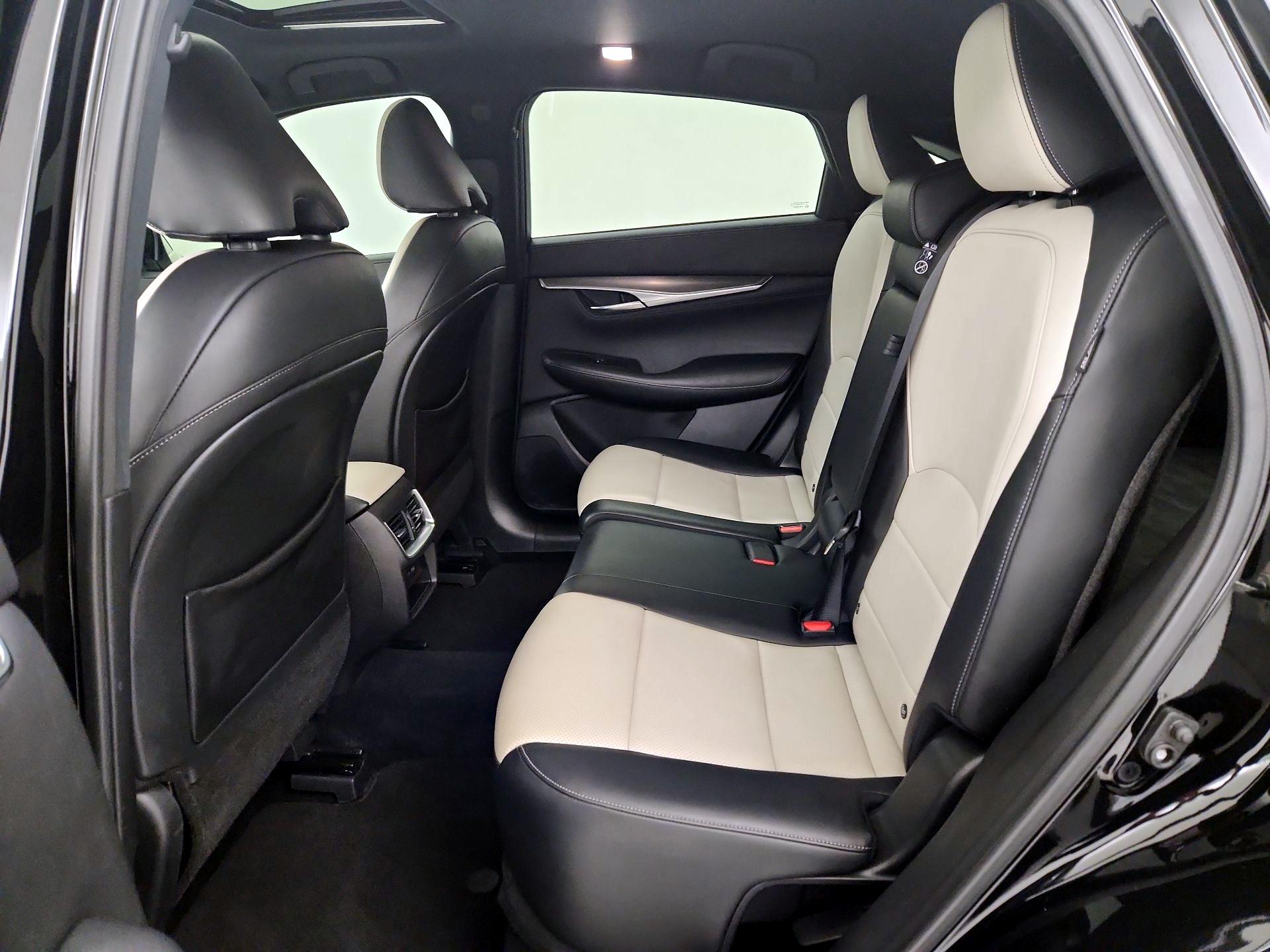 Thumbnail: 2023 INFINITI QX55 - 20