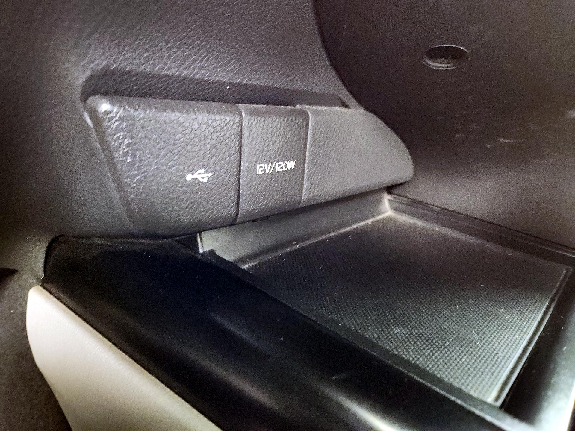 Thumbnail: 2020 Toyota Camry - 18