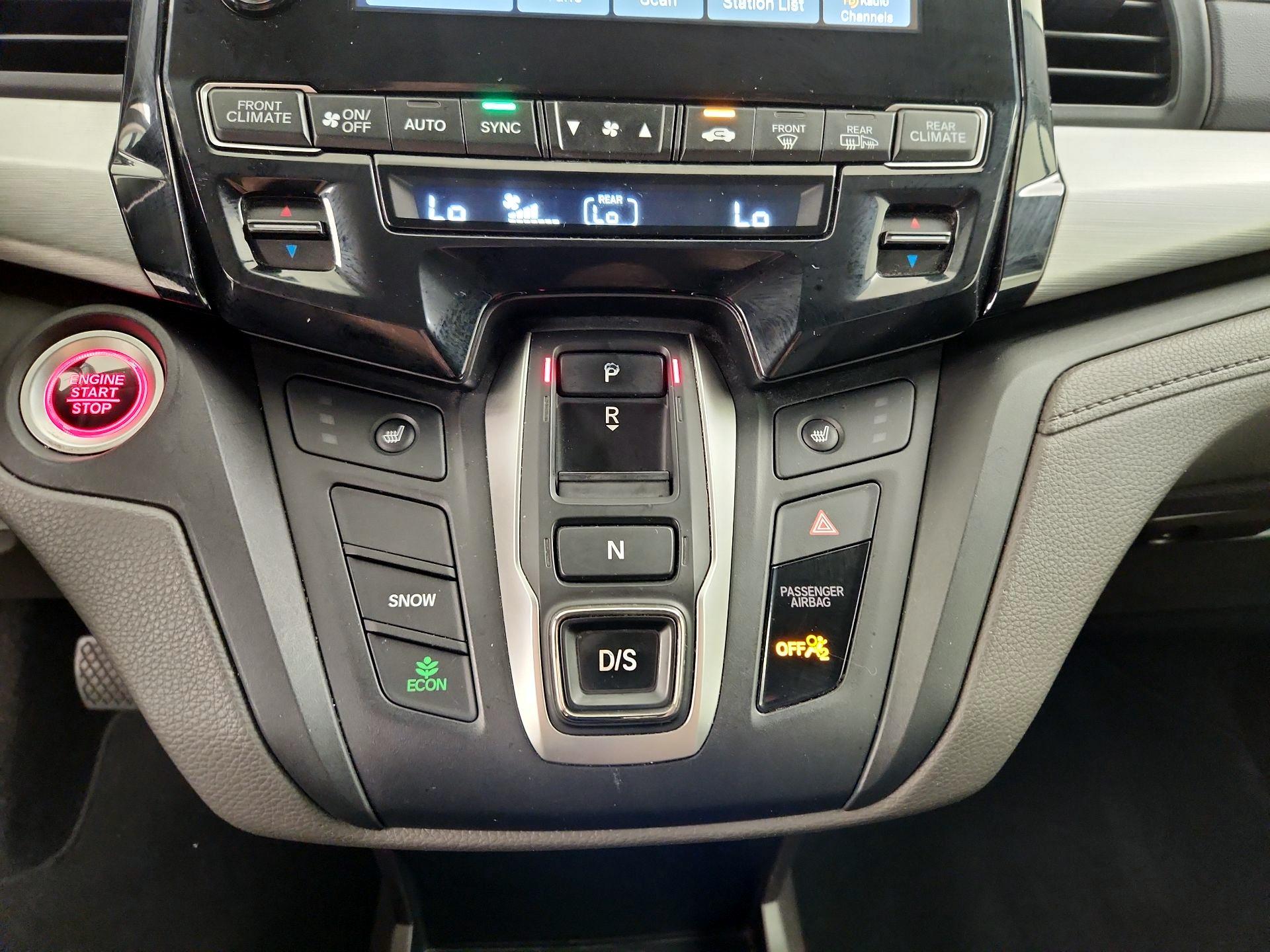 Thumbnail: 2019 Honda Odyssey - 17