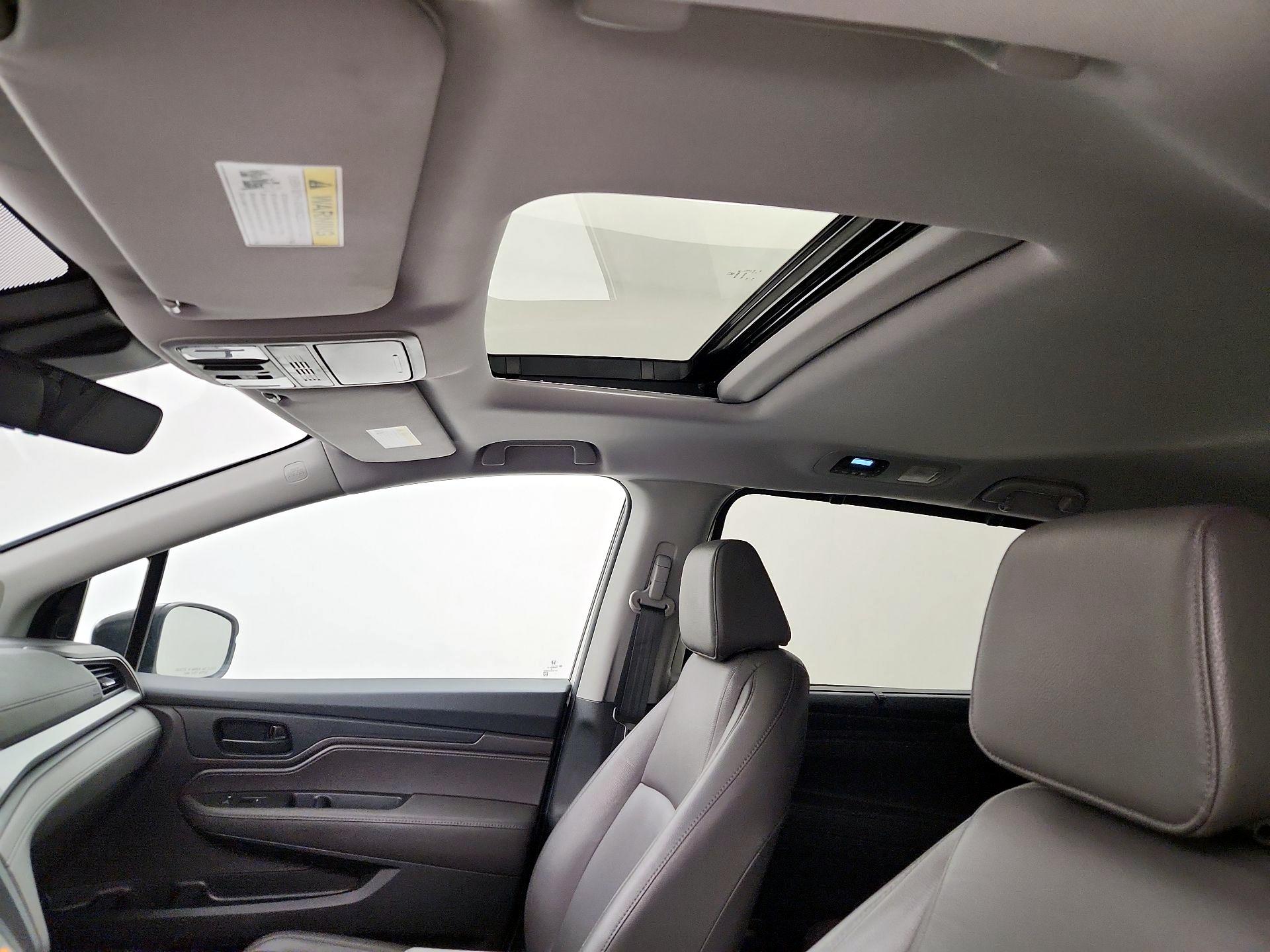 Thumbnail: 2019 Honda Odyssey - 19