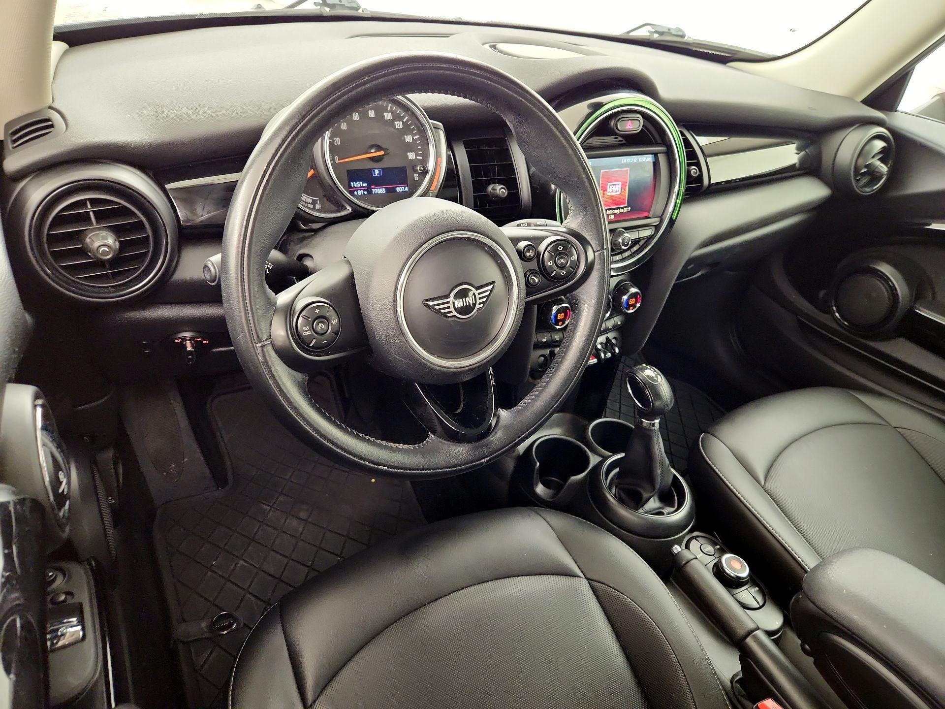 Thumbnail: 2019 MINI Cooper Hardtop - 9