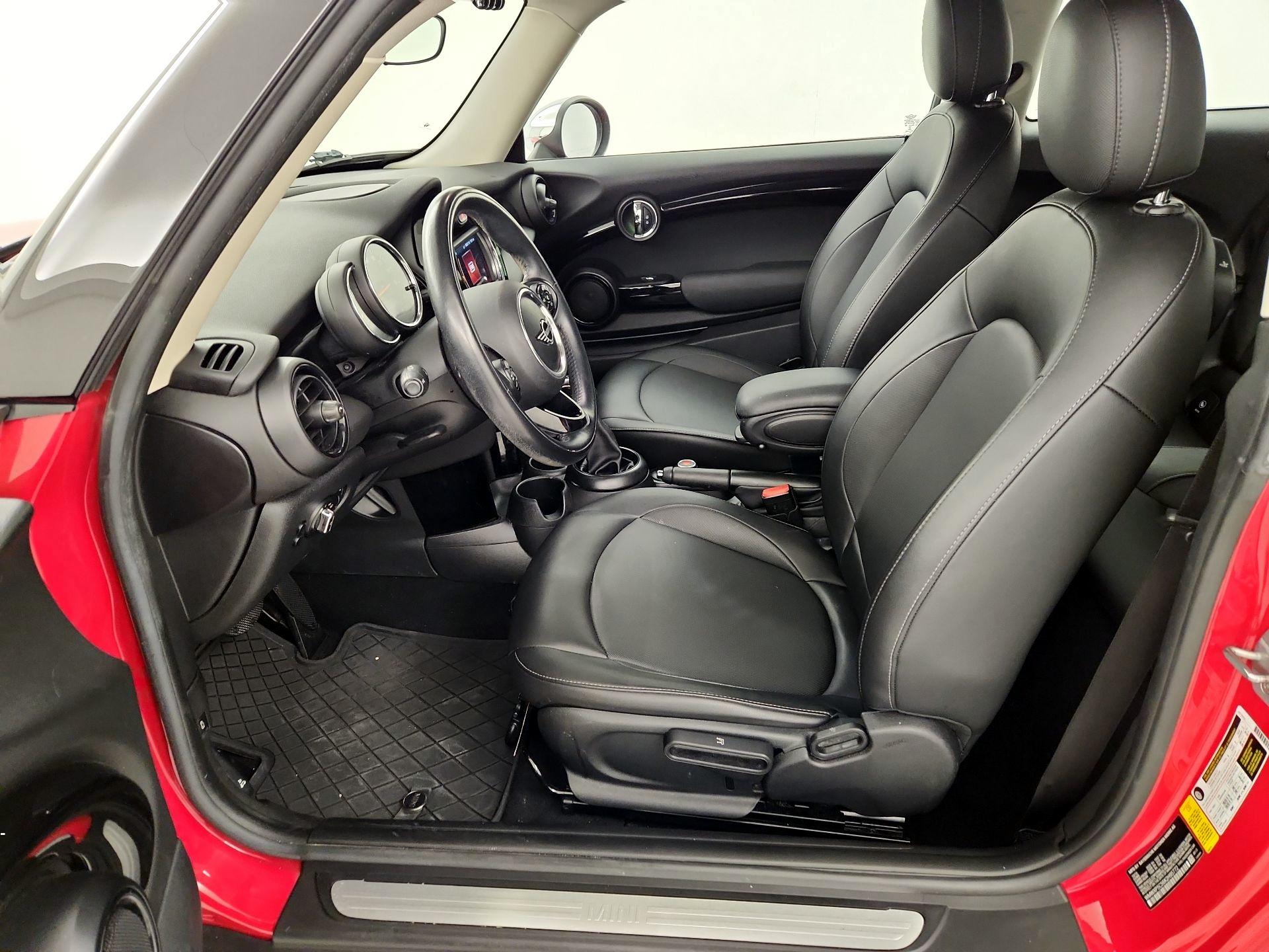 Thumbnail: 2019 MINI Cooper Hardtop - 11