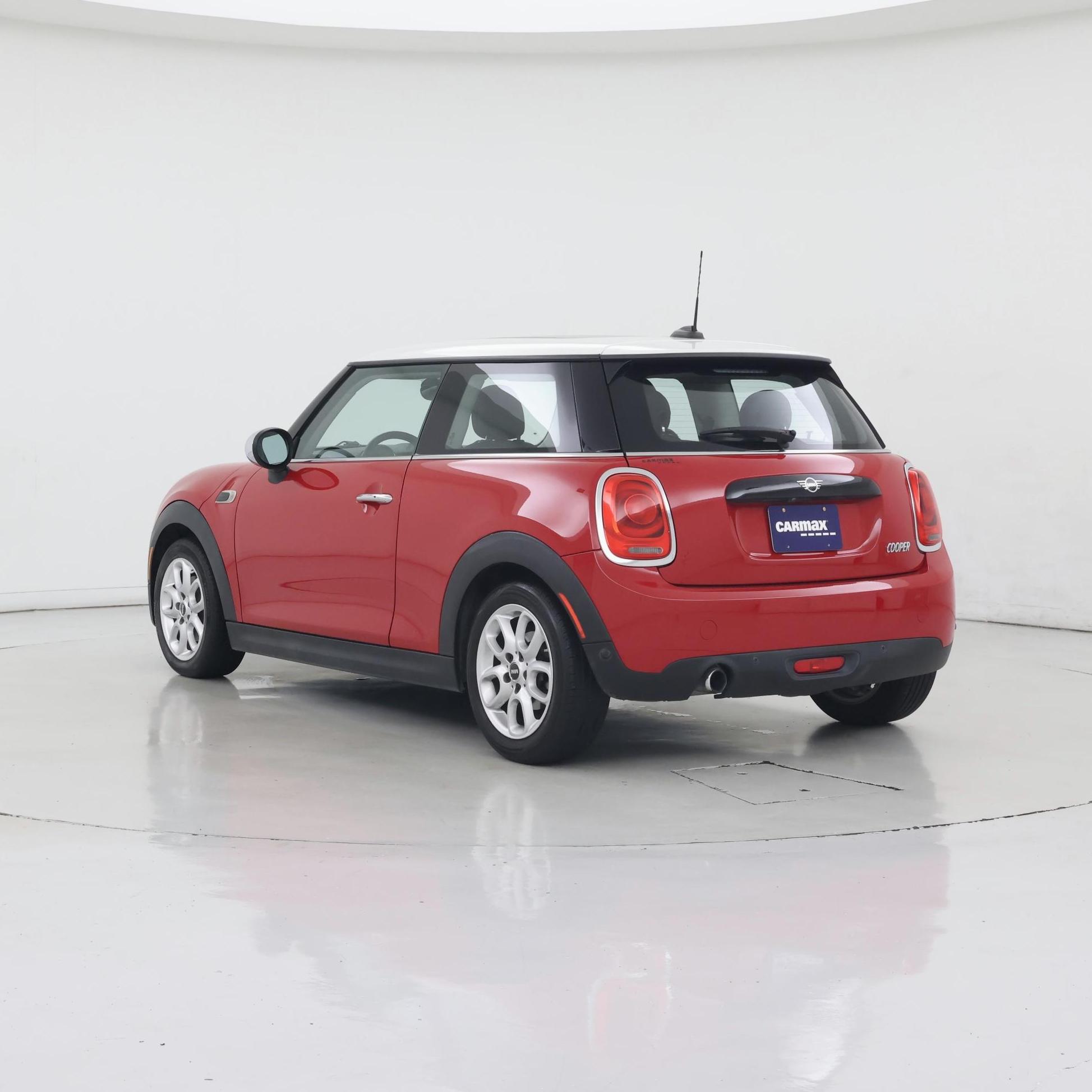 Thumbnail: 2019 MINI Cooper Hardtop - 2