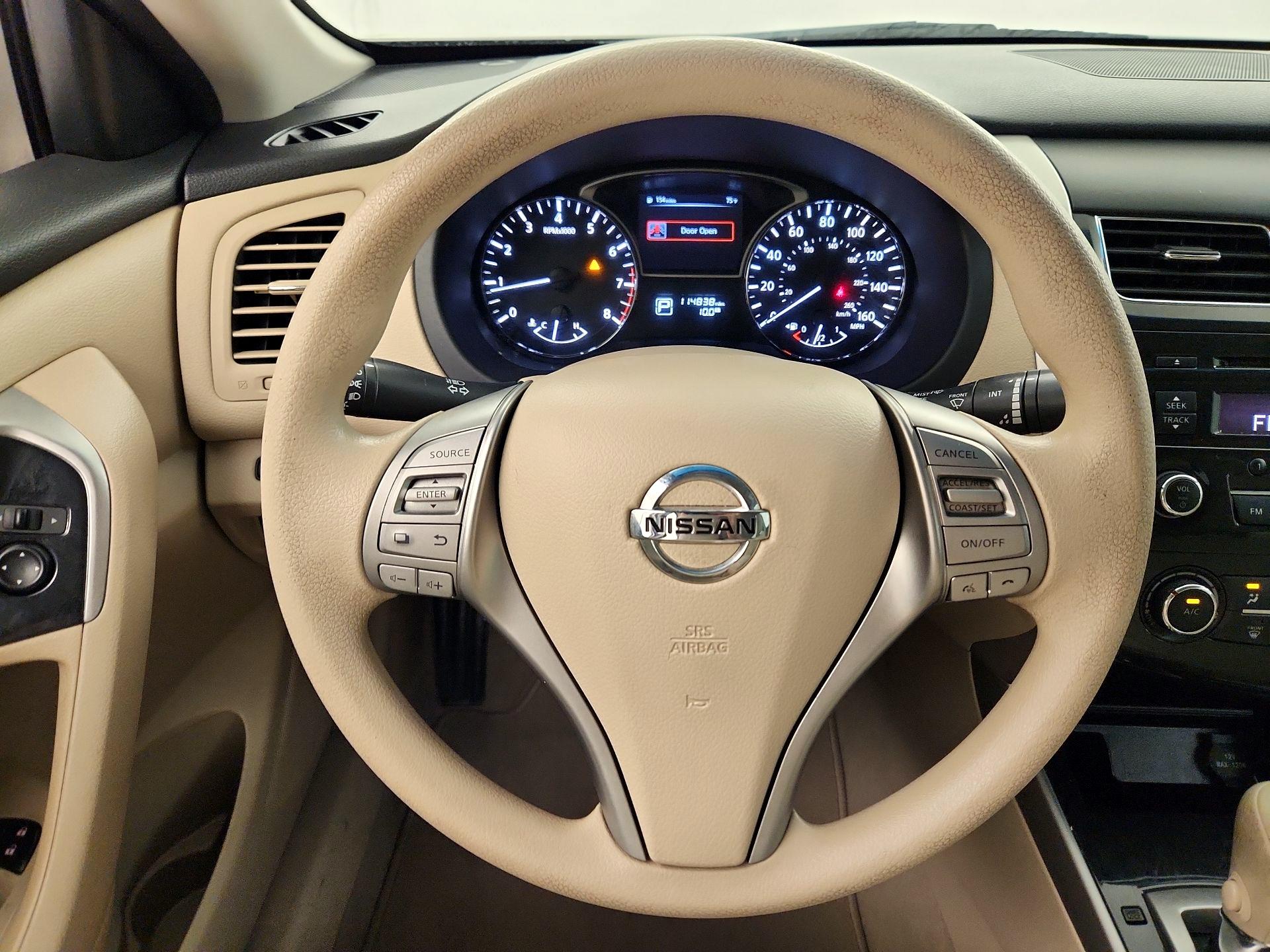 Thumbnail: 2014 Nissan Altima - 10