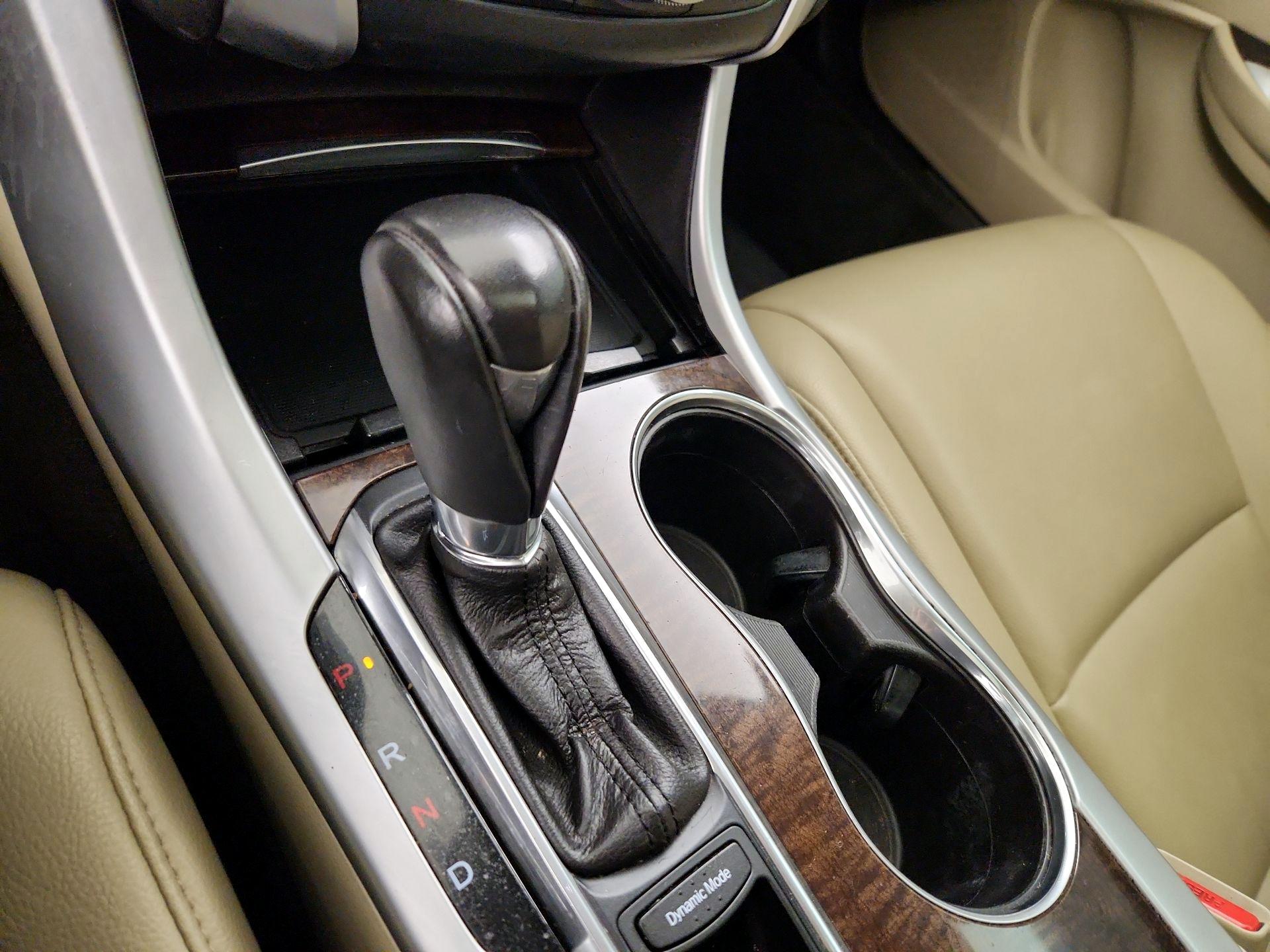 Thumbnail: 2018 Acura TLX - 17