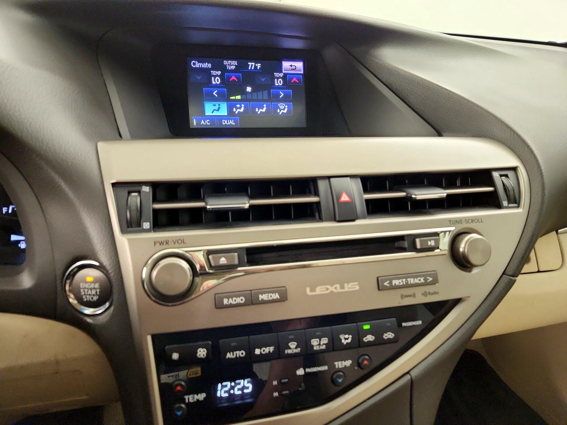 Thumbnail: 2015 Lexus RX - 16