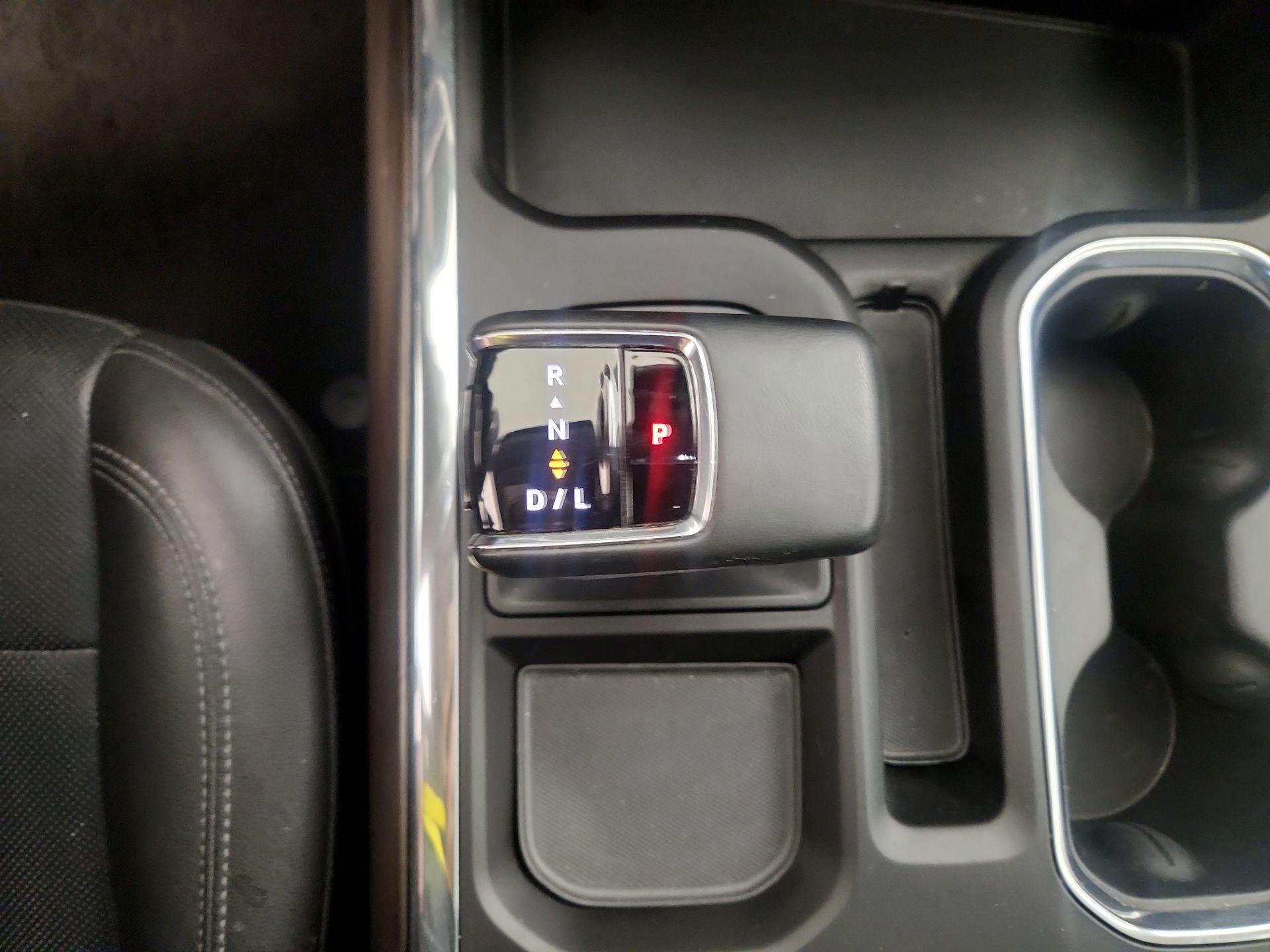 Thumbnail: 2023 GMC Sierra 1500 - 17