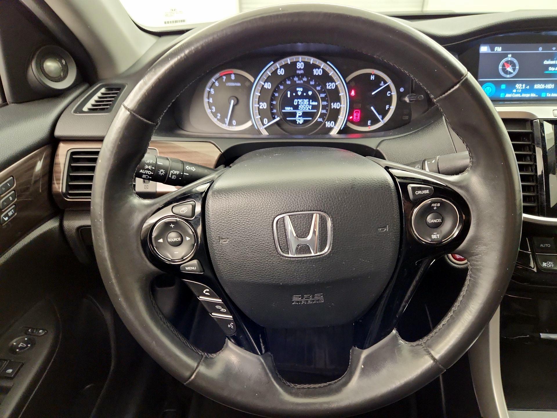 Thumbnail: 2017 Honda Accord - 10