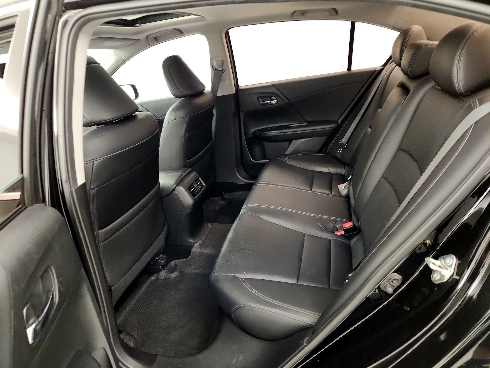 Thumbnail: 2017 Honda Accord - 20